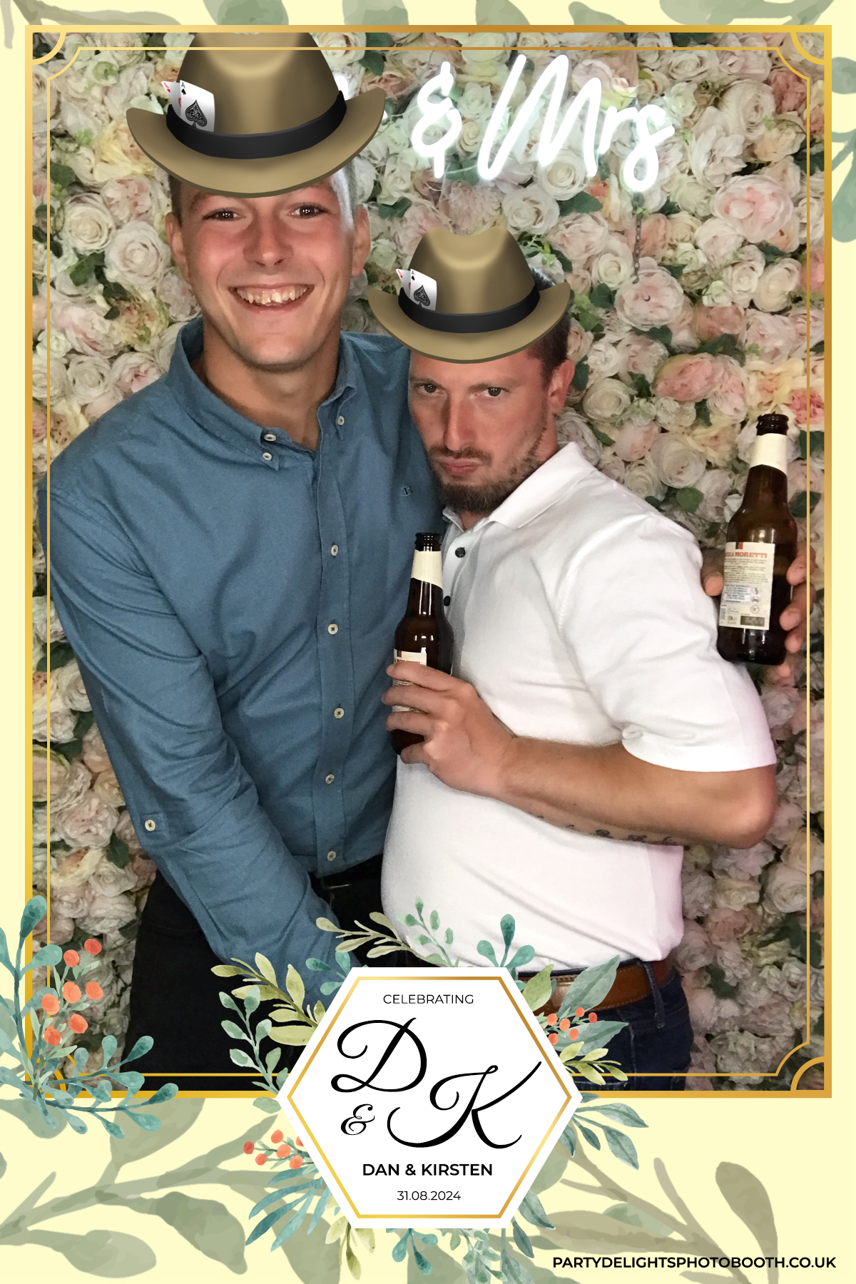 Dan and Kirsten's Wedding | View more photos from the event at gallery.partydelightsphotobooth.co.uk/u/PartyDelightsPhotoBooth/Dan-and-Kirstens-Wedding