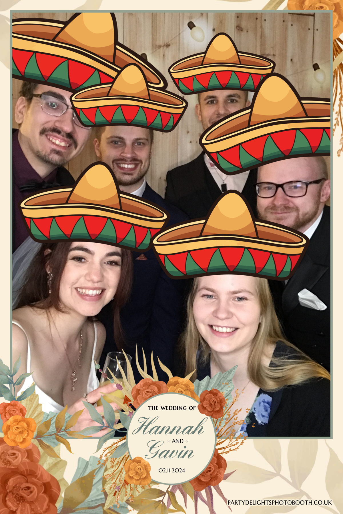Hannah and Gavin's Wedding | View more photos from the event at gallery.partydelightsphotobooth.co.uk/u/PartyDelightsPhotoBooth/Hannah-and-Gavins-Wedding