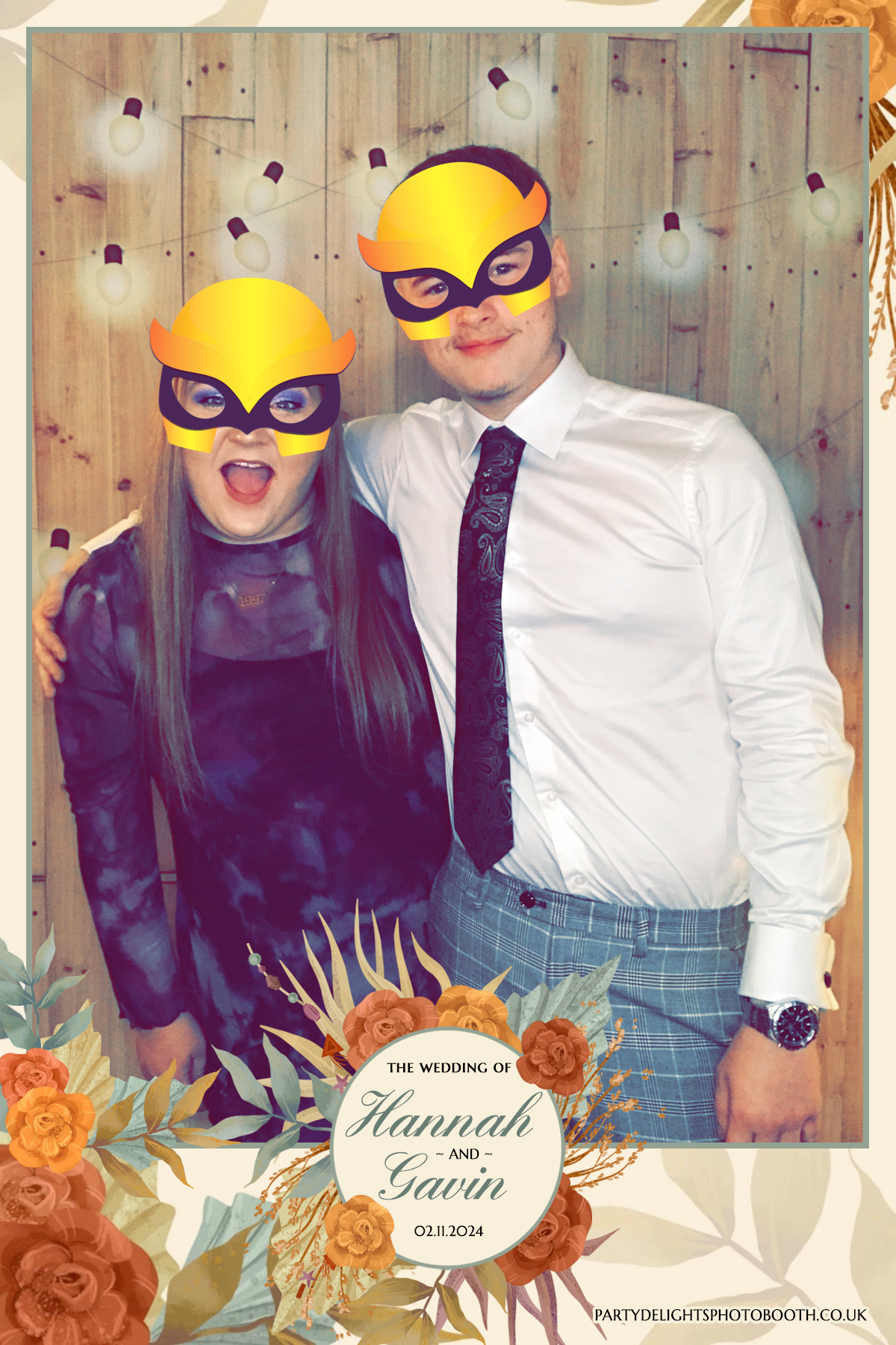 Hannah and Gavin's Wedding | View more photos from the event at gallery.partydelightsphotobooth.co.uk/u/PartyDelightsPhotoBooth/Hannah-and-Gavins-Wedding