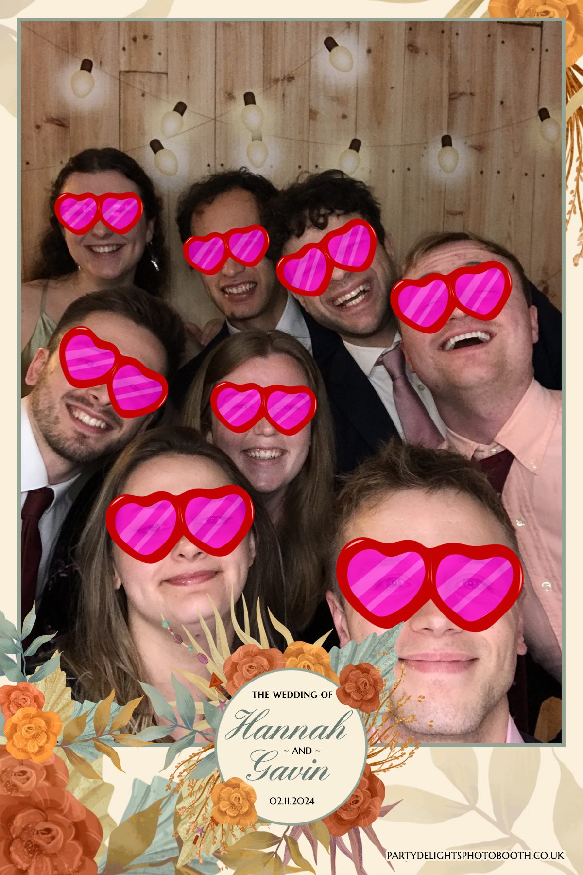 Hannah and Gavin's Wedding | View more photos from the event at gallery.partydelightsphotobooth.co.uk/u/PartyDelightsPhotoBooth/Hannah-and-Gavins-Wedding