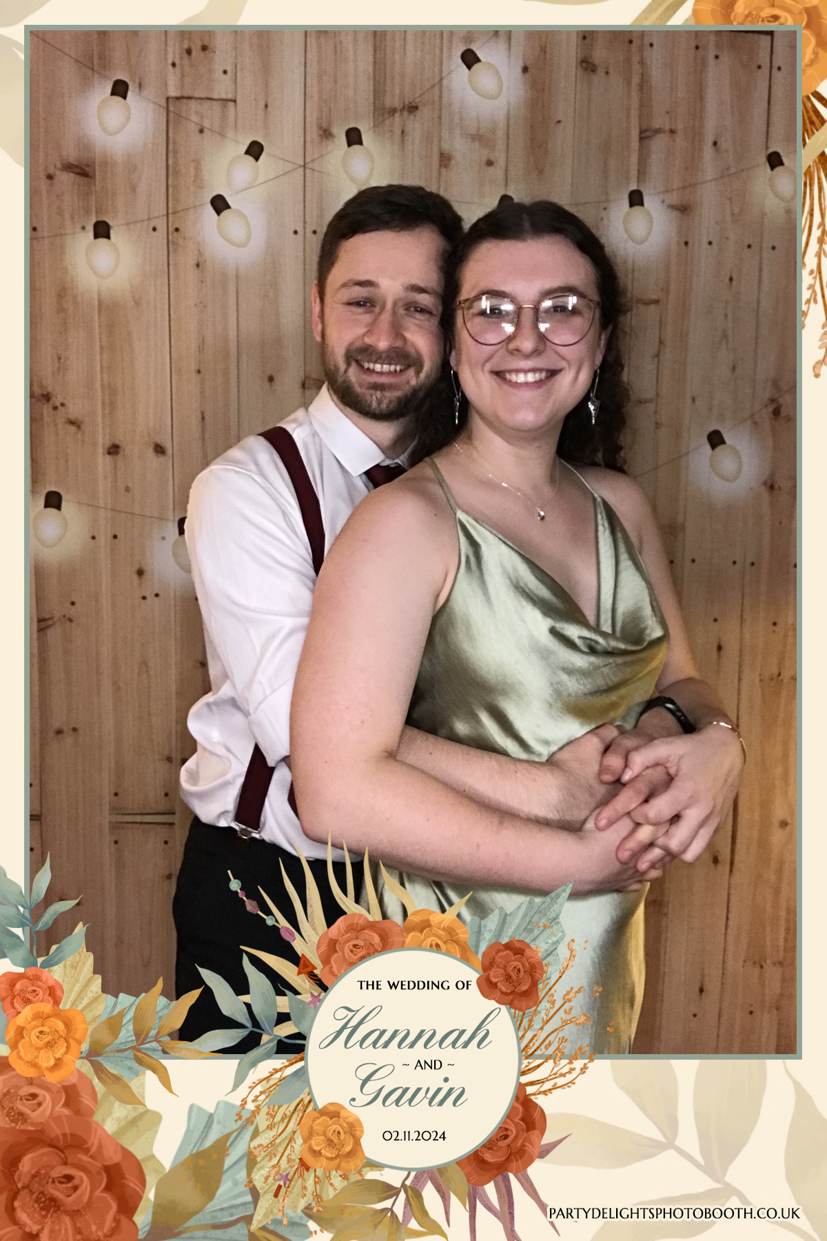 Hannah and Gavin's Wedding | View more photos from the event at gallery.partydelightsphotobooth.co.uk/u/PartyDelightsPhotoBooth/Hannah-and-Gavins-Wedding