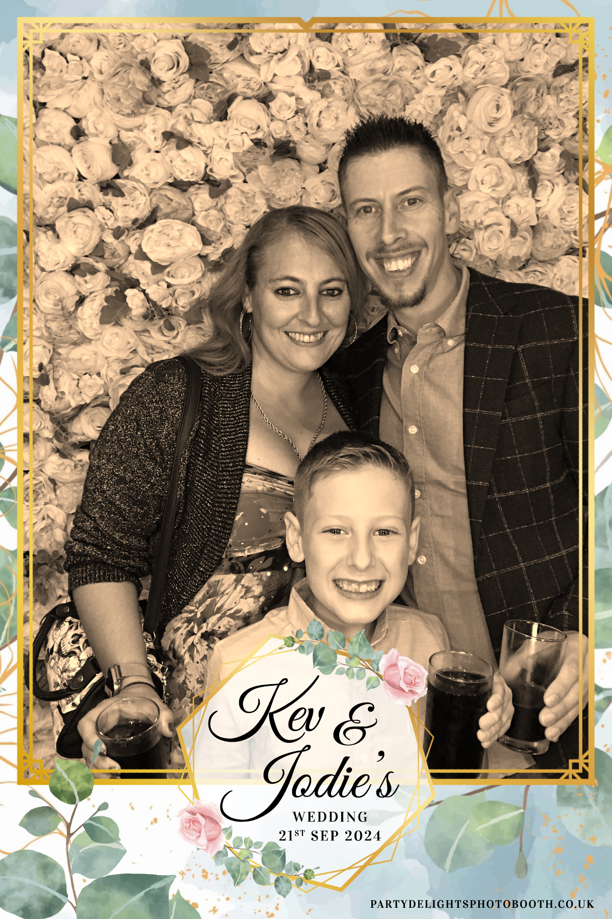 Jodie and kevs wedding | View more photos from the event at gallery.partydelightsphotobooth.co.uk/u/PartyDelightsPhotoBooth/Jodie-and-kevs-wedding