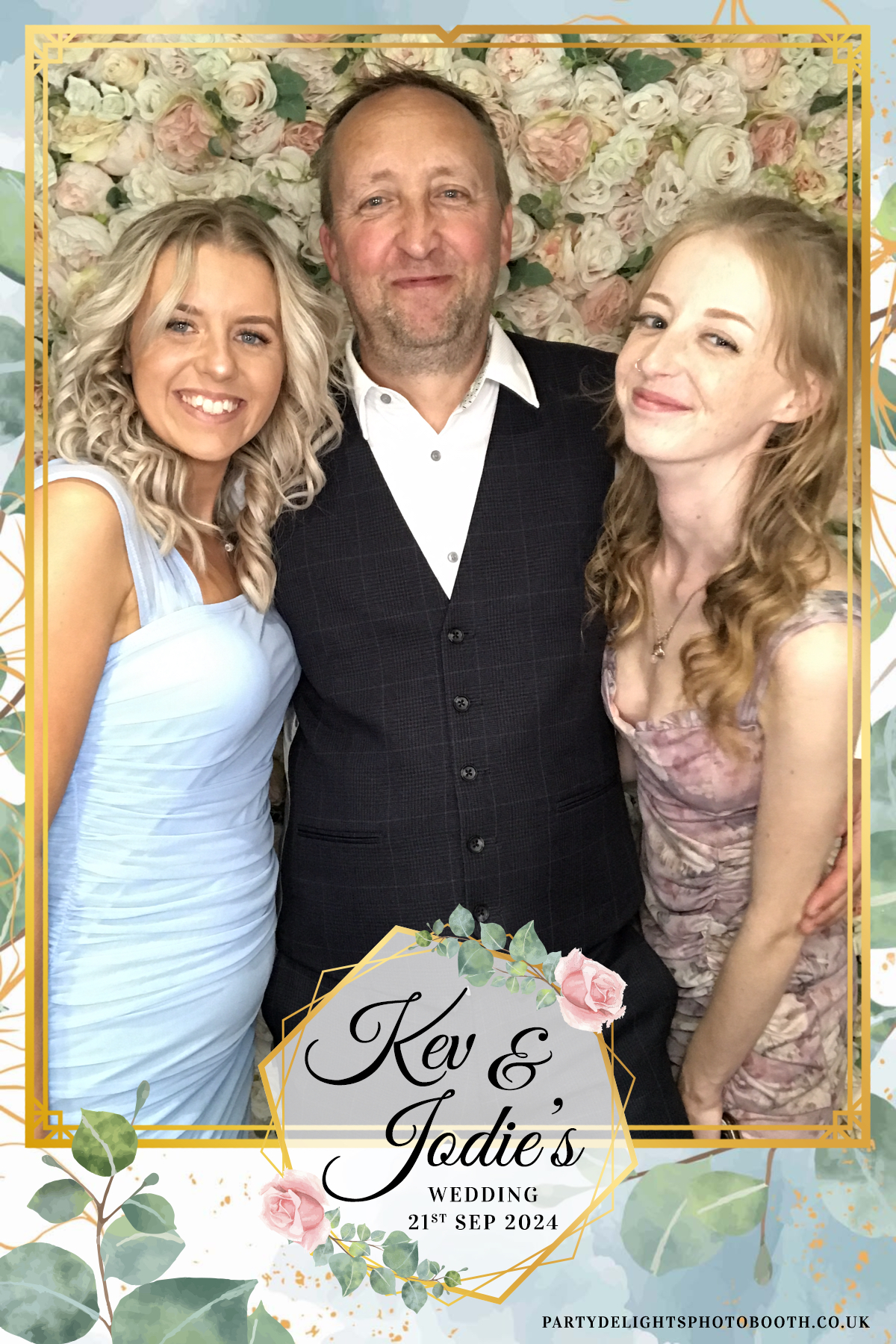 Jodie and kevs wedding | View more photos from the event at gallery.partydelightsphotobooth.co.uk/u/PartyDelightsPhotoBooth/Jodie-and-kevs-wedding