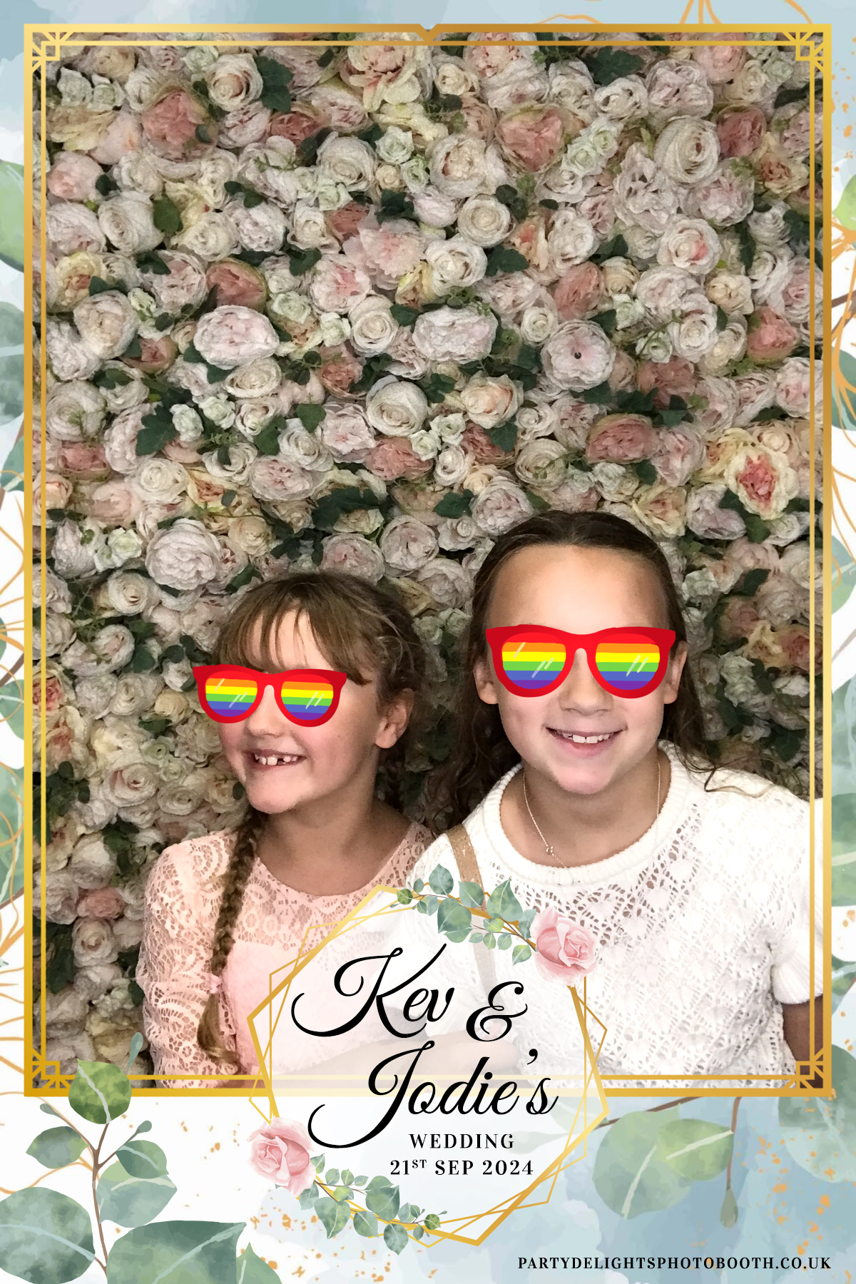 Jodie and kevs wedding | View more photos from the event at gallery.partydelightsphotobooth.co.uk/u/PartyDelightsPhotoBooth/Jodie-and-kevs-wedding