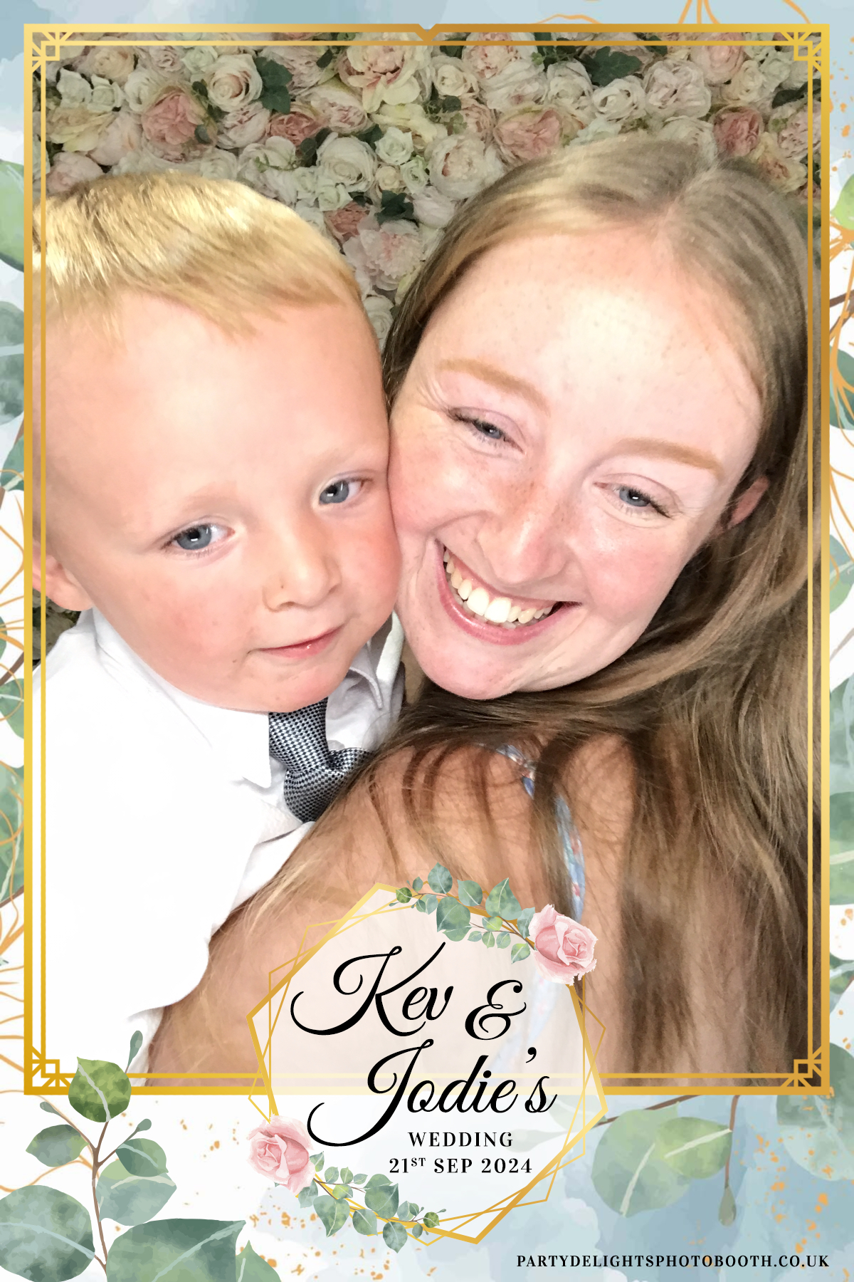 Jodie and kevs wedding | View more photos from the event at gallery.partydelightsphotobooth.co.uk/u/PartyDelightsPhotoBooth/Jodie-and-kevs-wedding