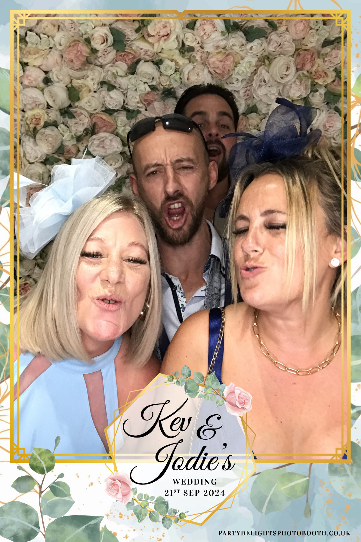 Jodie and kevs wedding | View more photos from the event at gallery.partydelightsphotobooth.co.uk/u/PartyDelightsPhotoBooth/Jodie-and-kevs-wedding
