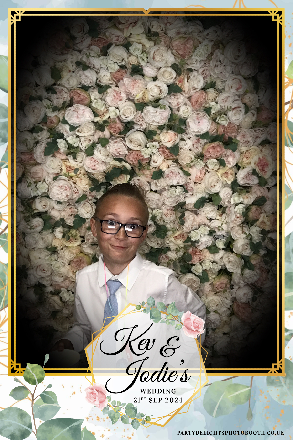 Jodie and kevs wedding | View more photos from the event at gallery.partydelightsphotobooth.co.uk/u/PartyDelightsPhotoBooth/Jodie-and-kevs-wedding