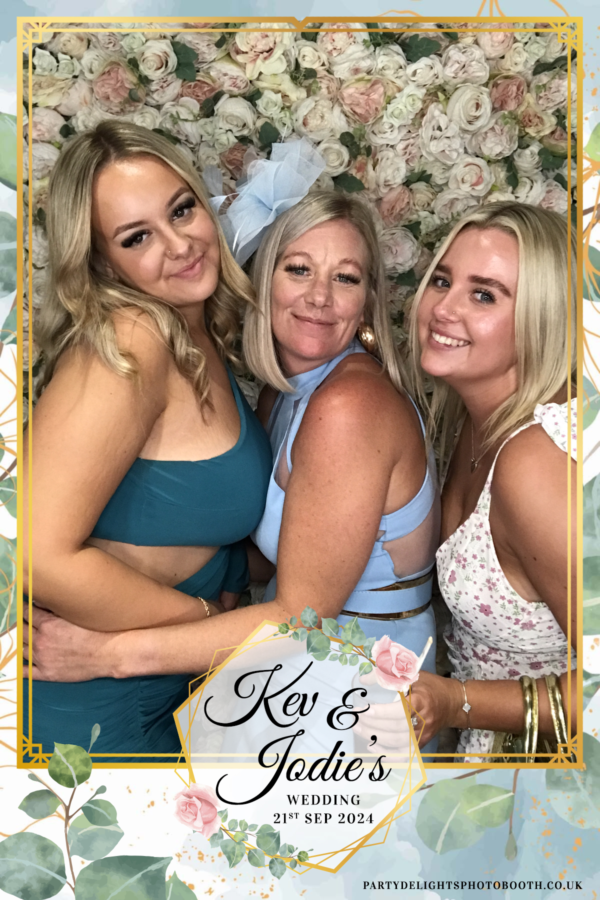 Jodie and kevs wedding | View more photos from the event at gallery.partydelightsphotobooth.co.uk/u/PartyDelightsPhotoBooth/Jodie-and-kevs-wedding