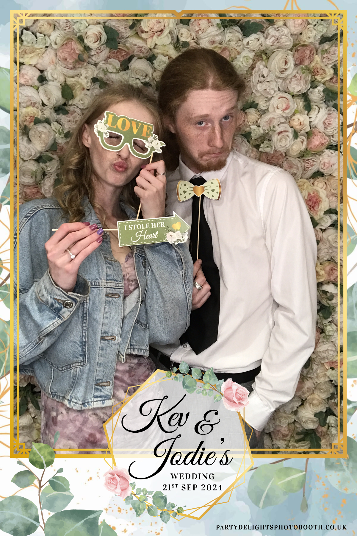 Jodie and kevs wedding | View more photos from the event at gallery.partydelightsphotobooth.co.uk/u/PartyDelightsPhotoBooth/Jodie-and-kevs-wedding