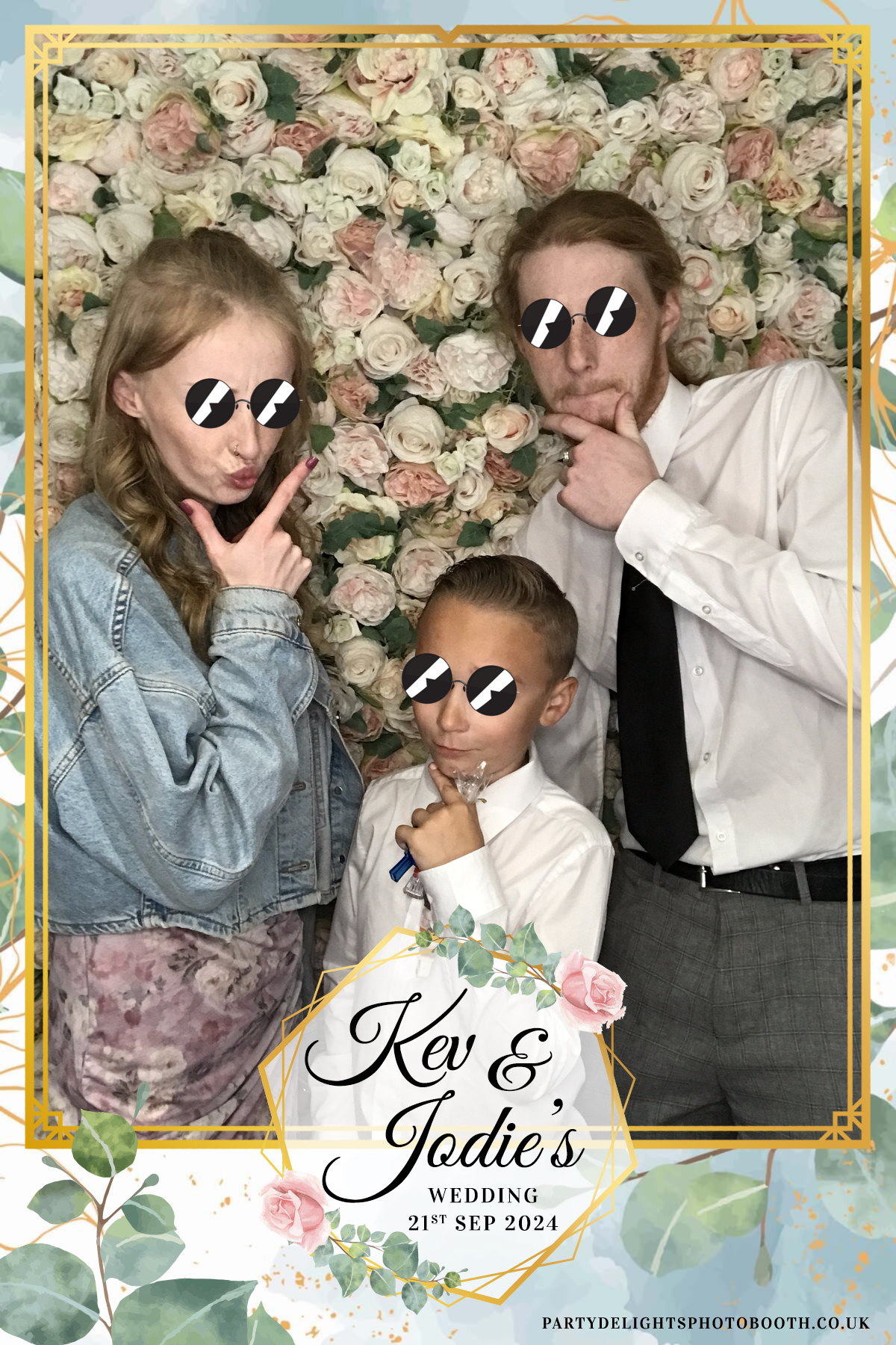 Jodie and kevs wedding | View more photos from the event at gallery.partydelightsphotobooth.co.uk/u/PartyDelightsPhotoBooth/Jodie-and-kevs-wedding