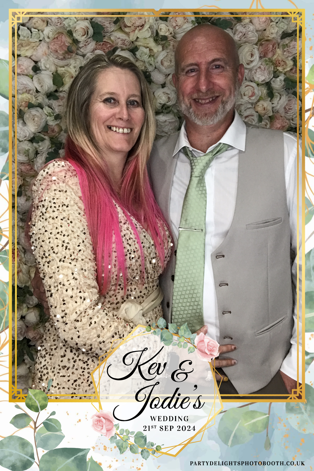 Jodie and kevs wedding | View more photos from the event at gallery.partydelightsphotobooth.co.uk/u/PartyDelightsPhotoBooth/Jodie-and-kevs-wedding