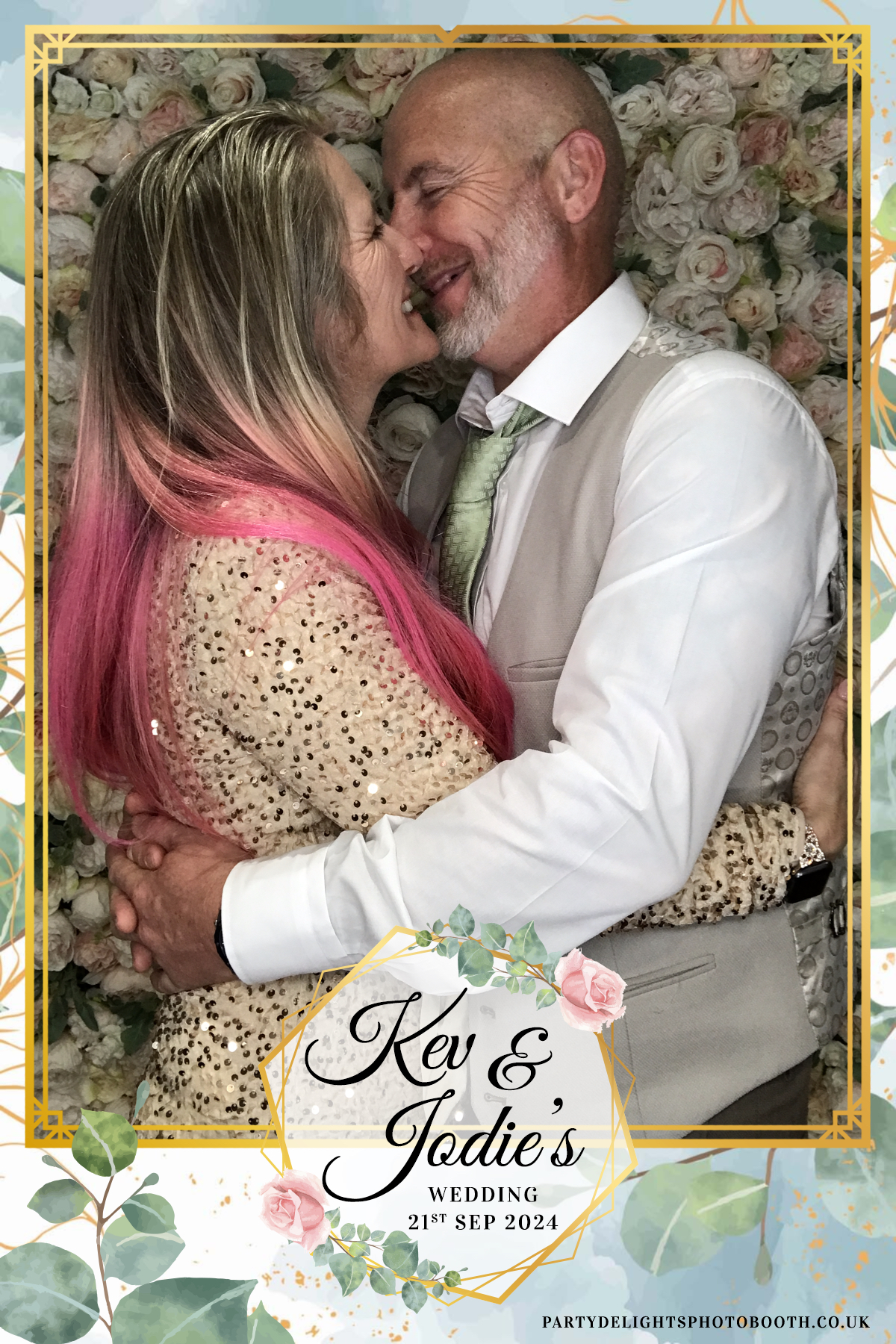 Jodie and kevs wedding | View more photos from the event at gallery.partydelightsphotobooth.co.uk/u/PartyDelightsPhotoBooth/Jodie-and-kevs-wedding