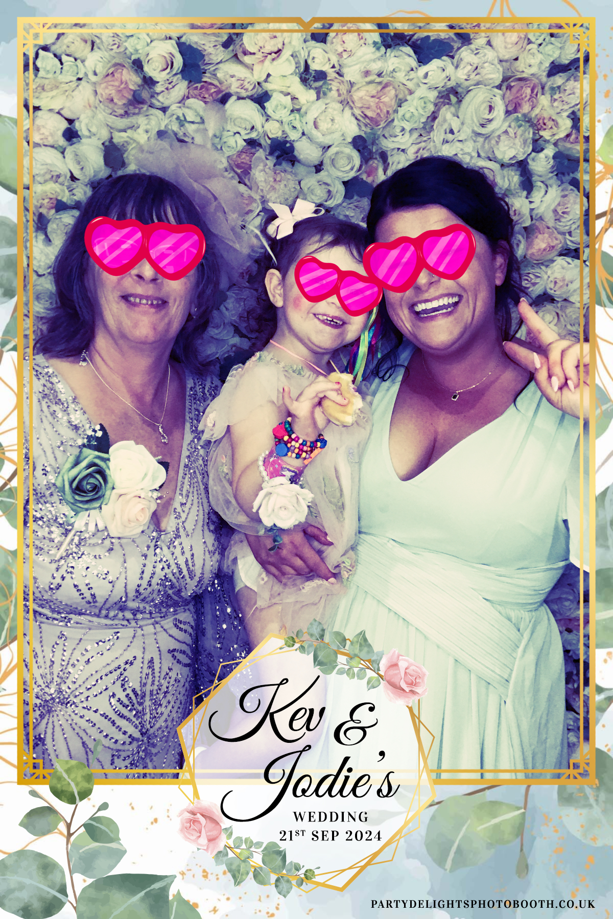 Jodie and kevs wedding | View more photos from the event at gallery.partydelightsphotobooth.co.uk/u/PartyDelightsPhotoBooth/Jodie-and-kevs-wedding