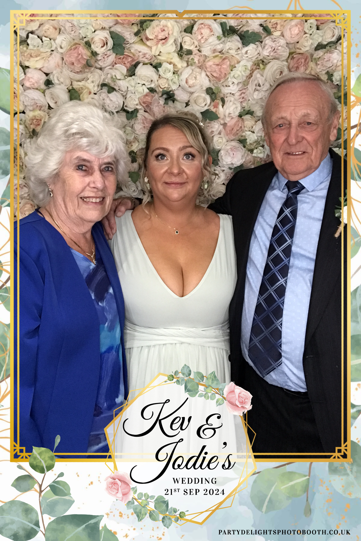 Jodie and kevs wedding | View more photos from the event at gallery.partydelightsphotobooth.co.uk/u/PartyDelightsPhotoBooth/Jodie-and-kevs-wedding