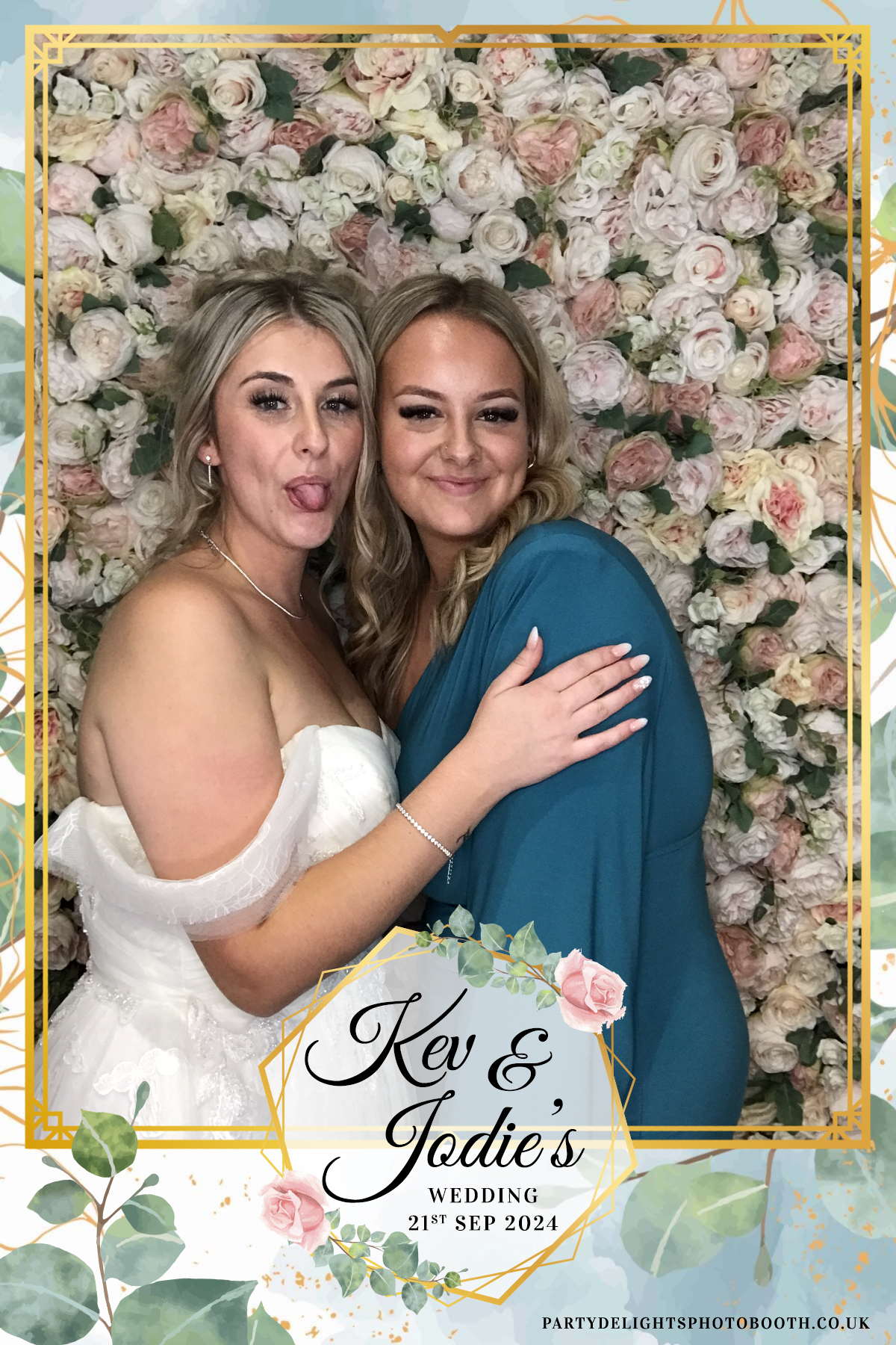 Jodie and kevs wedding | View more photos from the event at gallery.partydelightsphotobooth.co.uk/u/PartyDelightsPhotoBooth/Jodie-and-kevs-wedding