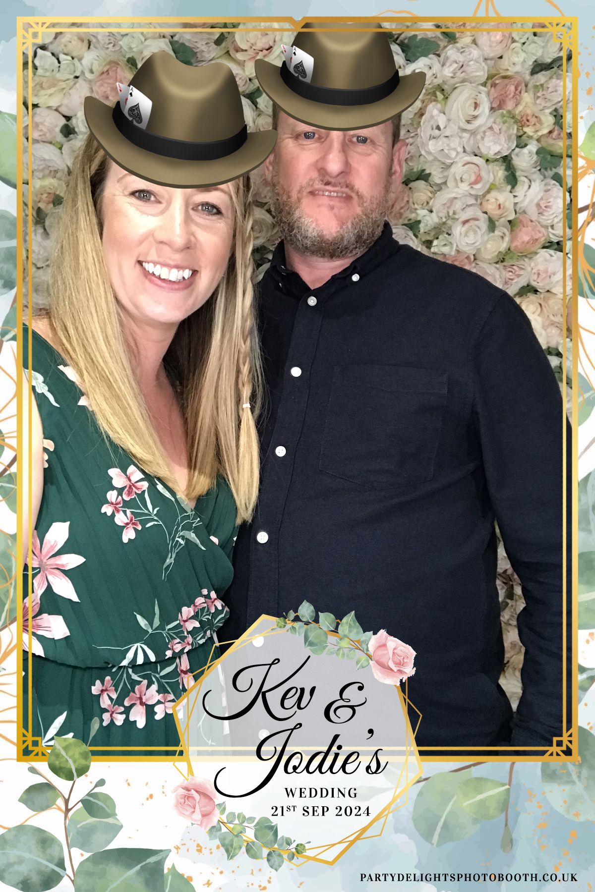 Jodie and kevs wedding | View more photos from the event at gallery.partydelightsphotobooth.co.uk/u/PartyDelightsPhotoBooth/Jodie-and-kevs-wedding