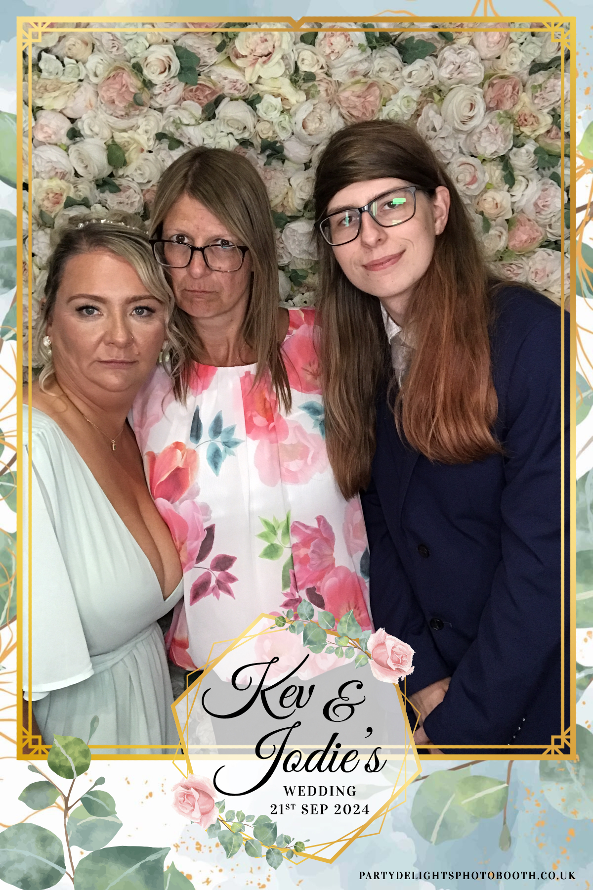 Jodie and kevs wedding | View more photos from the event at gallery.partydelightsphotobooth.co.uk/u/PartyDelightsPhotoBooth/Jodie-and-kevs-wedding