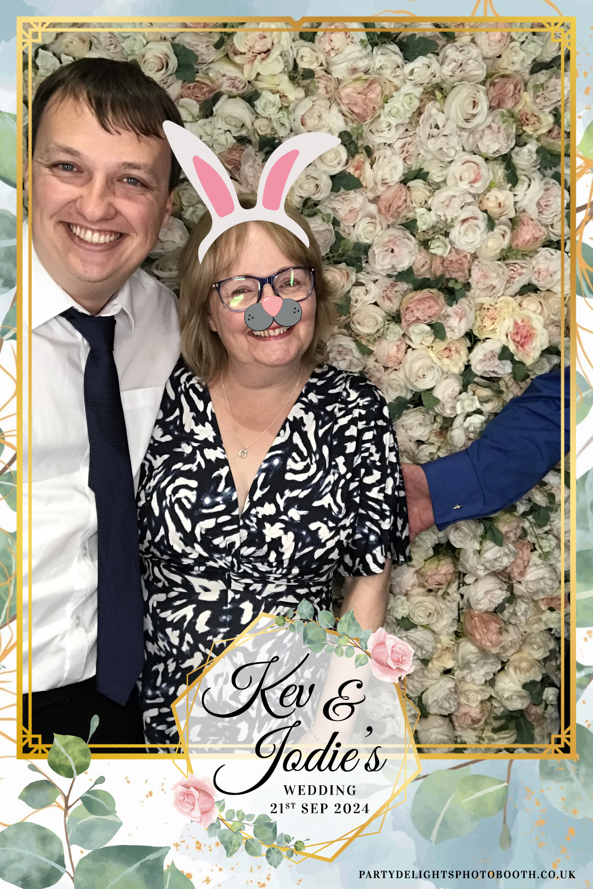 Jodie and kevs wedding | View more photos from the event at gallery.partydelightsphotobooth.co.uk/u/PartyDelightsPhotoBooth/Jodie-and-kevs-wedding