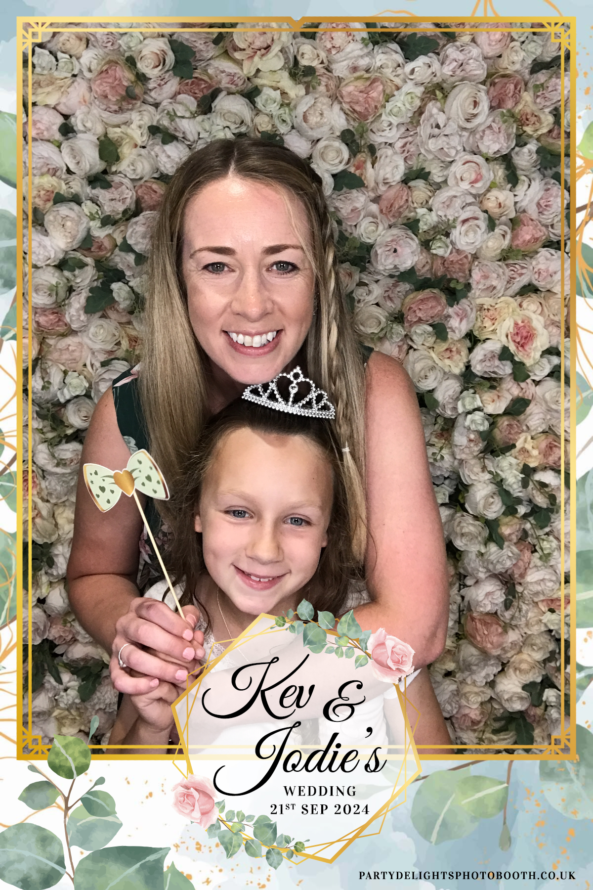 Jodie and kevs wedding | View more photos from the event at gallery.partydelightsphotobooth.co.uk/u/PartyDelightsPhotoBooth/Jodie-and-kevs-wedding