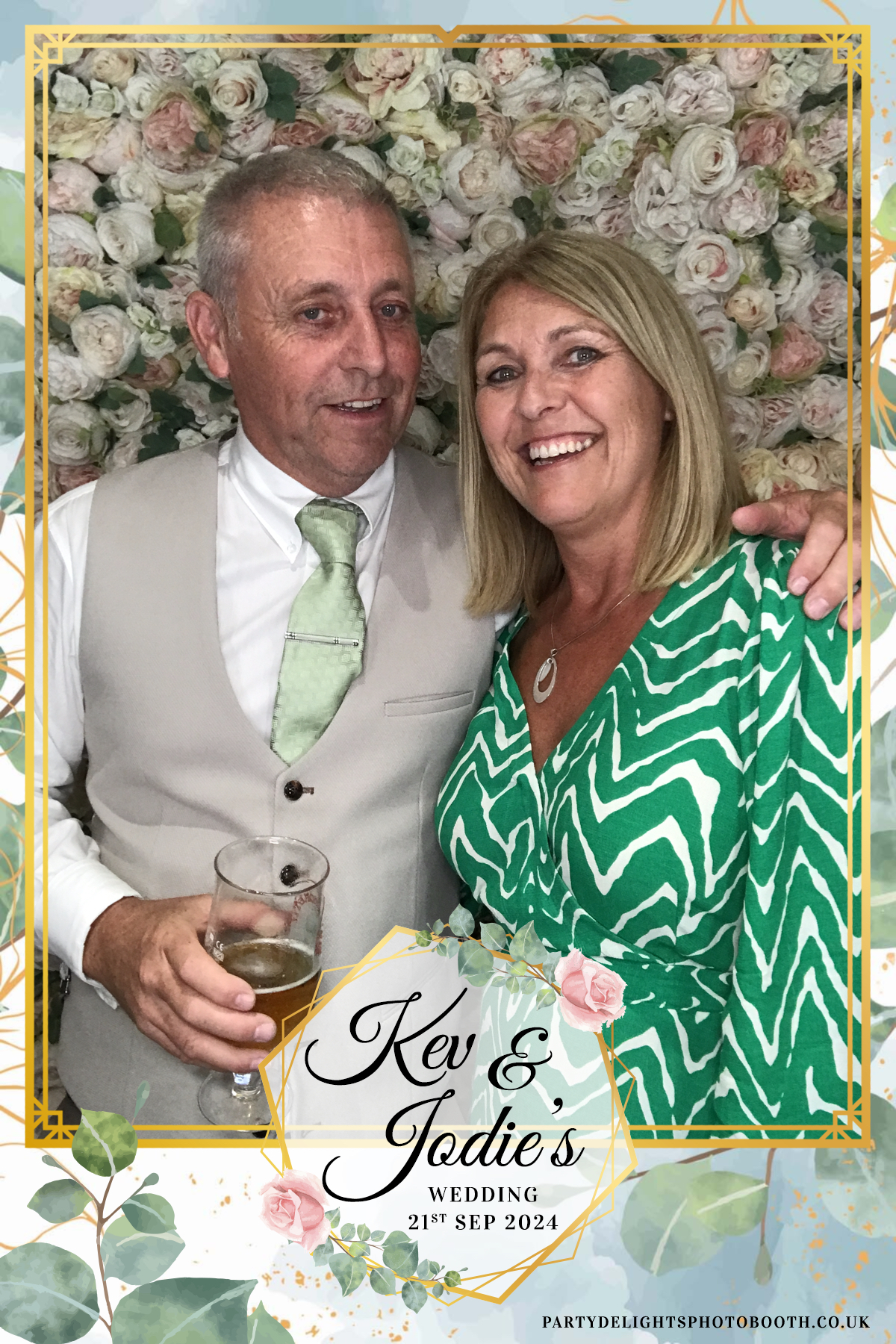 Jodie and kevs wedding | View more photos from the event at gallery.partydelightsphotobooth.co.uk/u/PartyDelightsPhotoBooth/Jodie-and-kevs-wedding