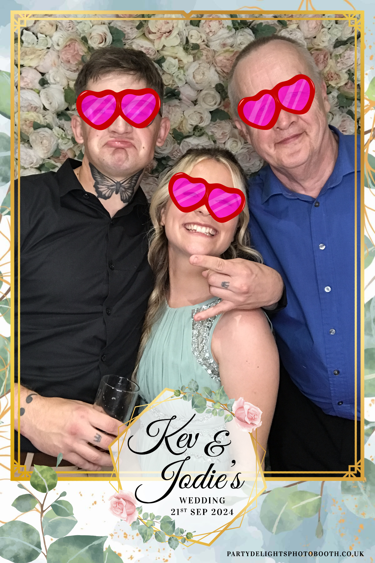 Jodie and kevs wedding | View more photos from the event at gallery.partydelightsphotobooth.co.uk/u/PartyDelightsPhotoBooth/Jodie-and-kevs-wedding