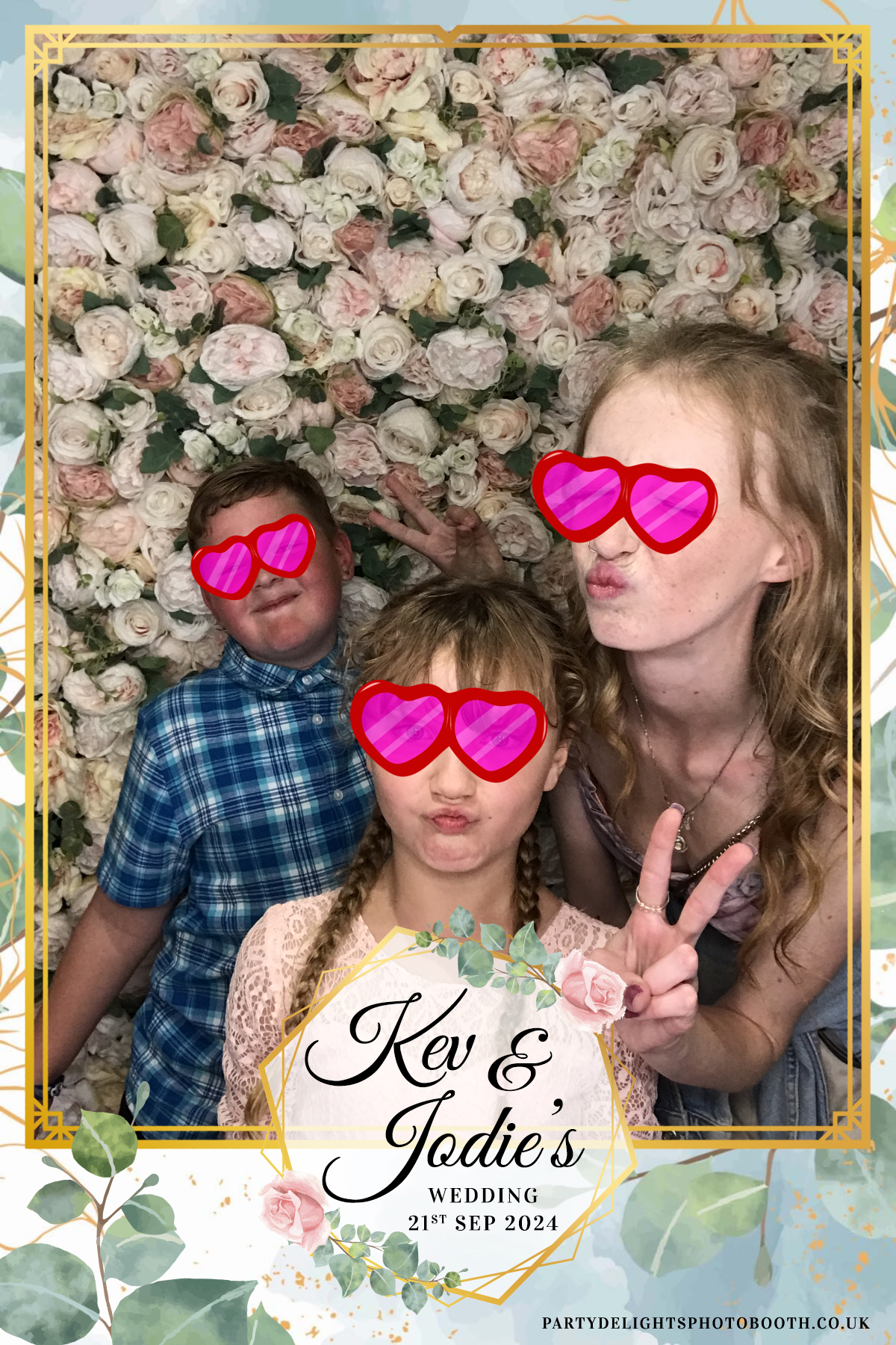 Jodie and kevs wedding | View more photos from the event at gallery.partydelightsphotobooth.co.uk/u/PartyDelightsPhotoBooth/Jodie-and-kevs-wedding