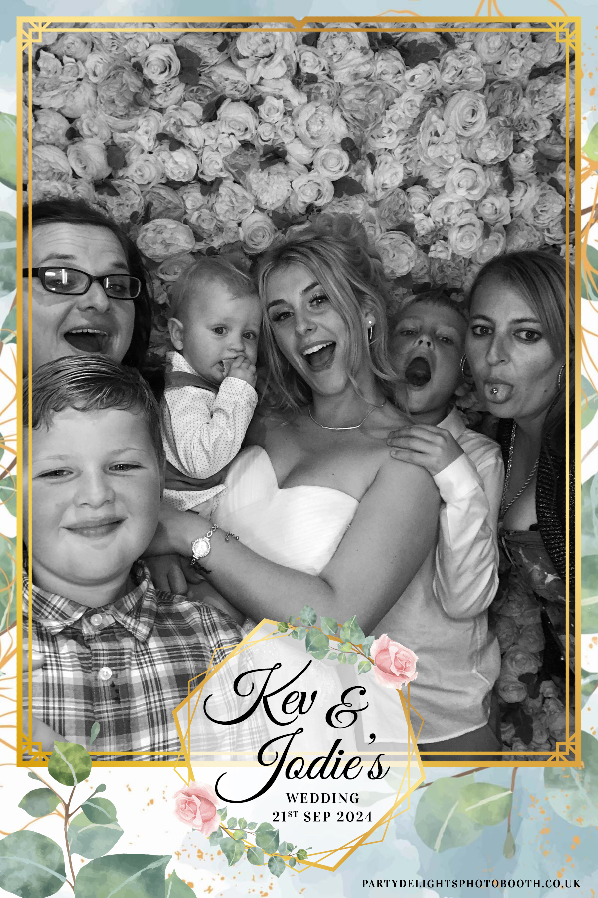 Jodie and kevs wedding | View more photos from the event at gallery.partydelightsphotobooth.co.uk/u/PartyDelightsPhotoBooth/Jodie-and-kevs-wedding