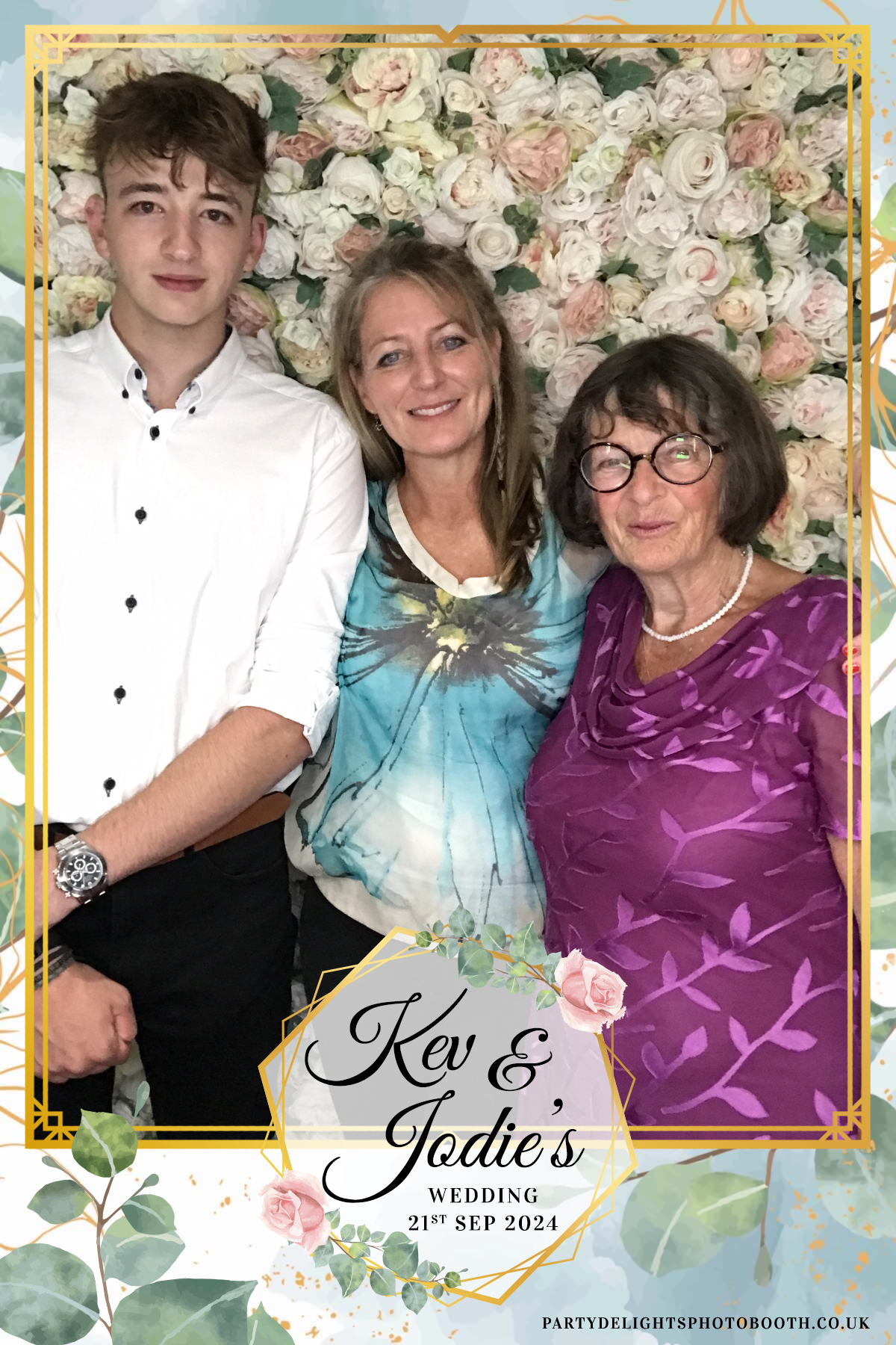 Jodie and kevs wedding | View more photos from the event at gallery.partydelightsphotobooth.co.uk/u/PartyDelightsPhotoBooth/Jodie-and-kevs-wedding