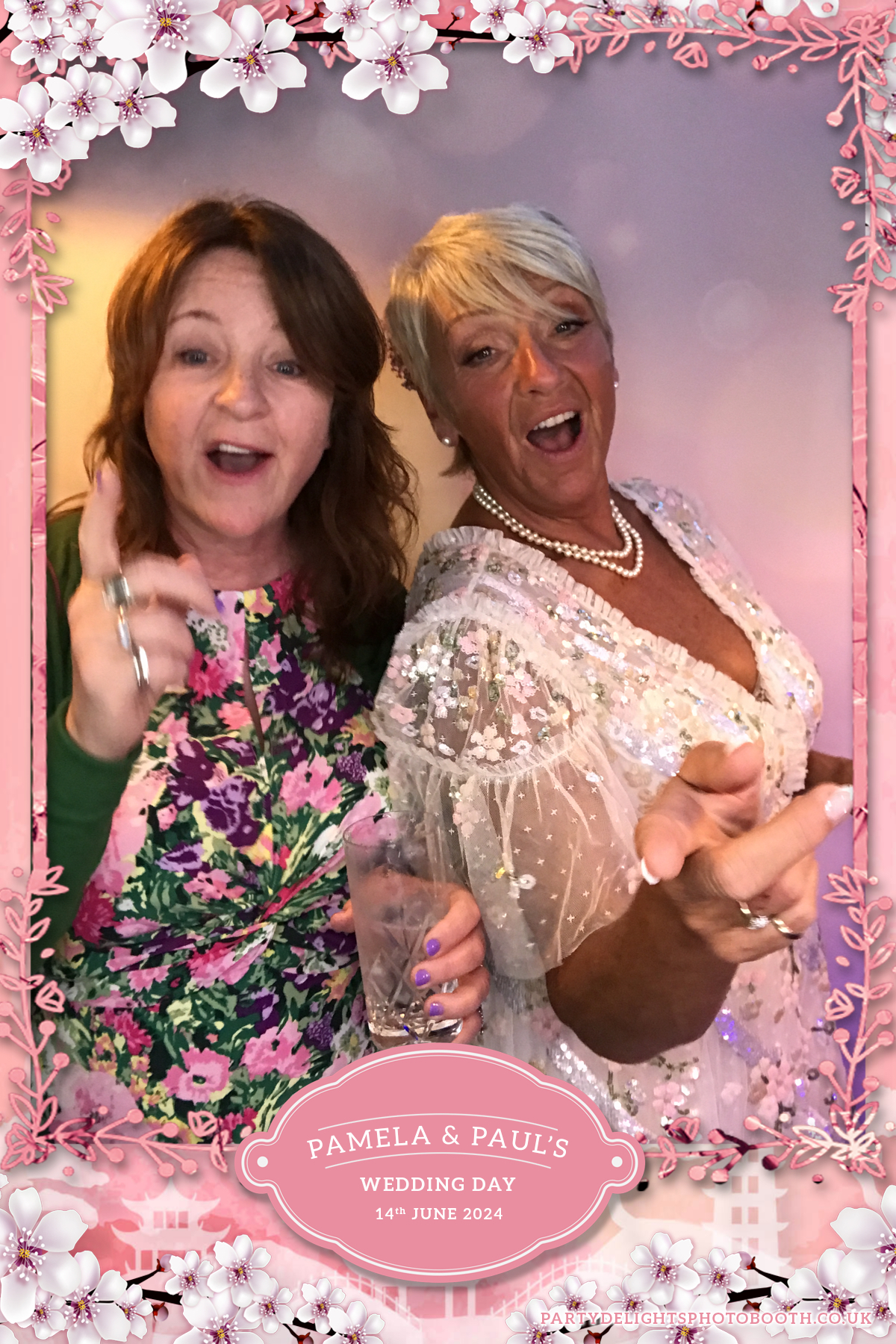 Pamela & Paul's Wedding | View more photos from the event at gallery.partydelightsphotobooth.co.uk/u/PartyDelightsPhotoBooth/Pamela-Pauls-Wedding