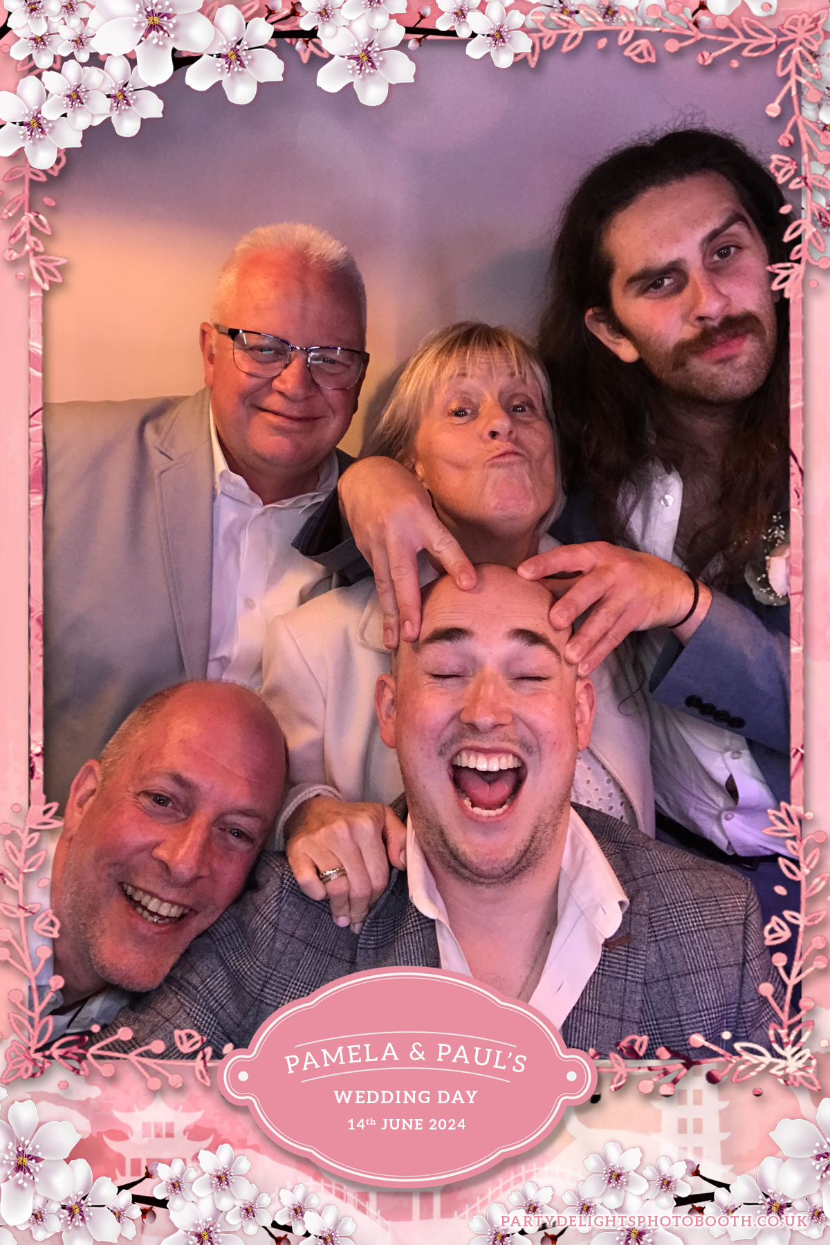 Pamela & Paul's Wedding | View more photos from the event at gallery.partydelightsphotobooth.co.uk/u/PartyDelightsPhotoBooth/Pamela-Pauls-Wedding
