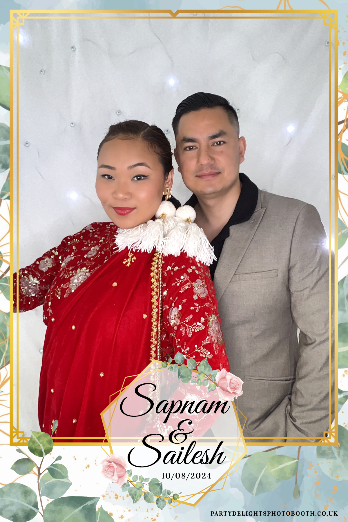 Sapnam & Sailesh Wedding | View more photos from the event at gallery.partydelightsphotobooth.co.uk/u/PartyDelightsPhotoBooth/Sapnam-Sailesh-Wedding