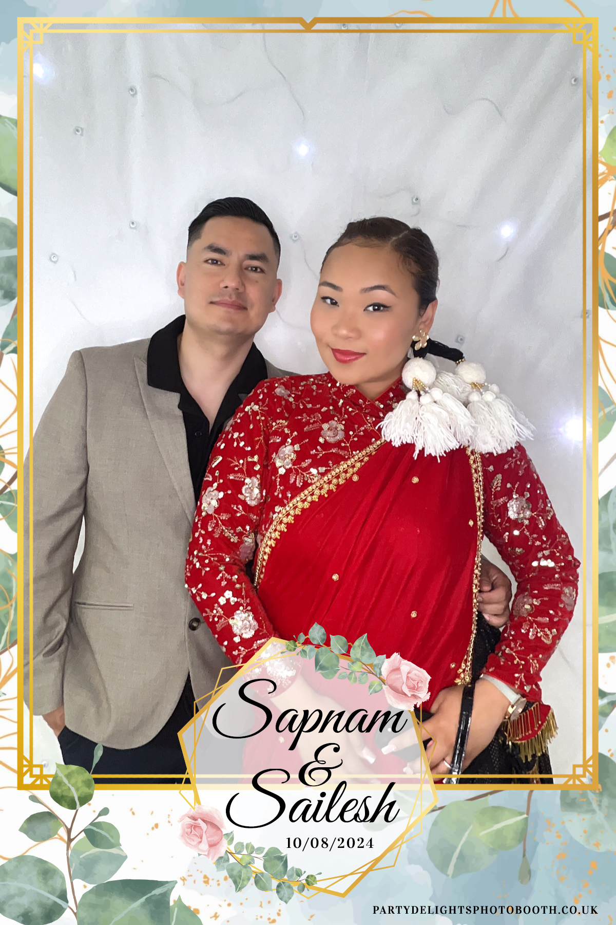 Sapnam & Sailesh Wedding | View more photos from the event at gallery.partydelightsphotobooth.co.uk/u/PartyDelightsPhotoBooth/Sapnam-Sailesh-Wedding