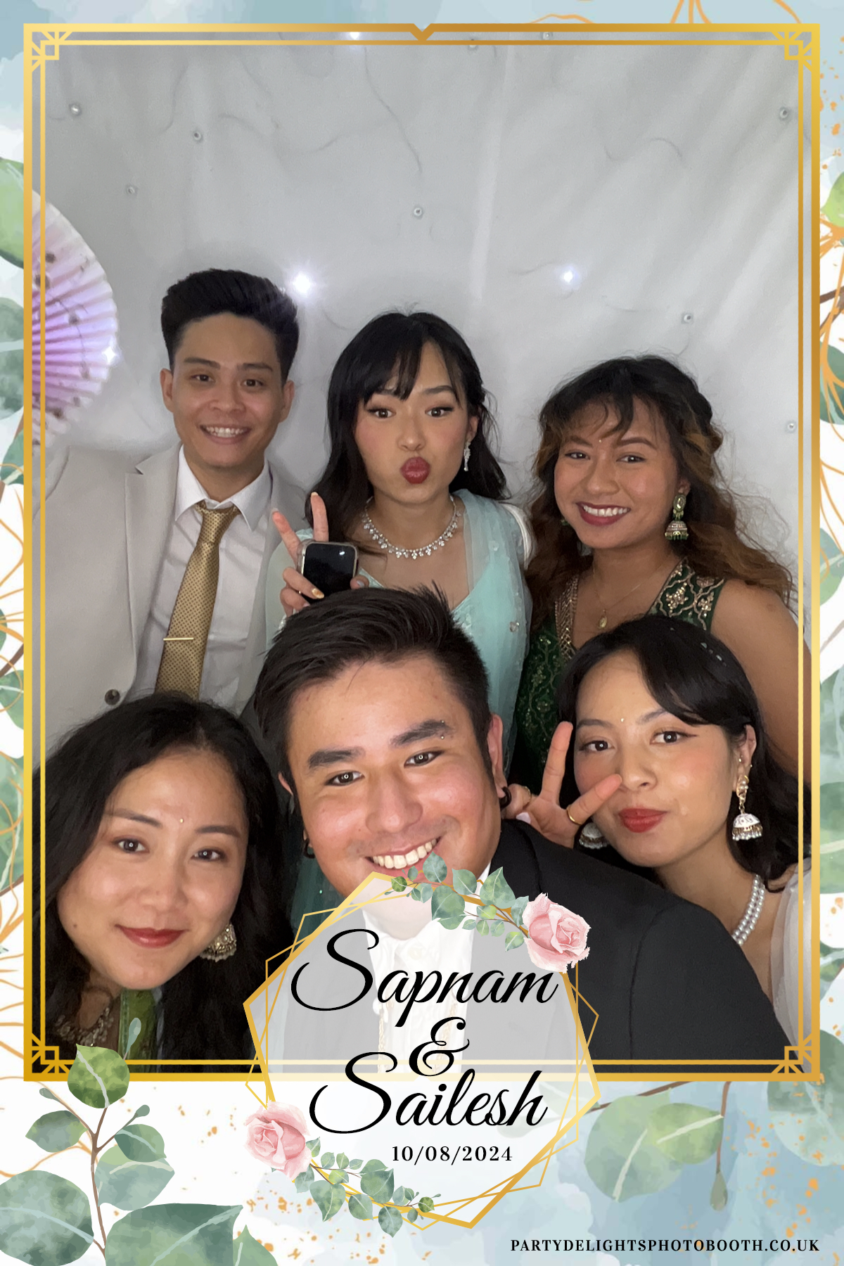 Sapnam & Sailesh Wedding | View more photos from the event at gallery.partydelightsphotobooth.co.uk/u/PartyDelightsPhotoBooth/Sapnam-Sailesh-Wedding