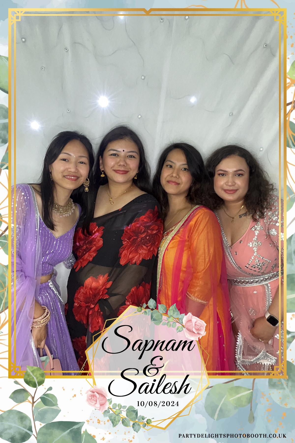 Sapnam & Sailesh Wedding | View more photos from the event at gallery.partydelightsphotobooth.co.uk/u/PartyDelightsPhotoBooth/Sapnam-Sailesh-Wedding