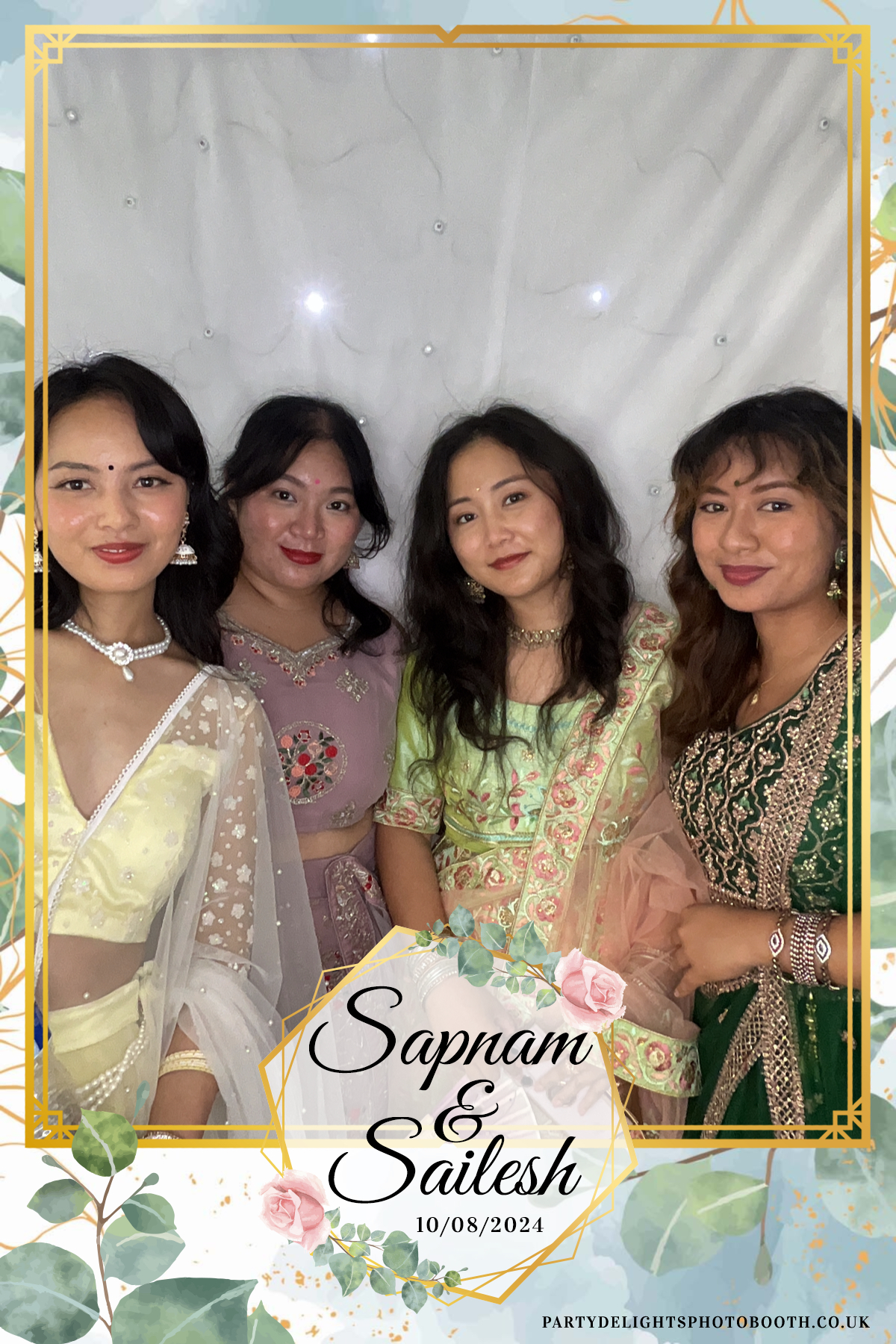 Sapnam & Sailesh Wedding | View more photos from the event at gallery.partydelightsphotobooth.co.uk/u/PartyDelightsPhotoBooth/Sapnam-Sailesh-Wedding