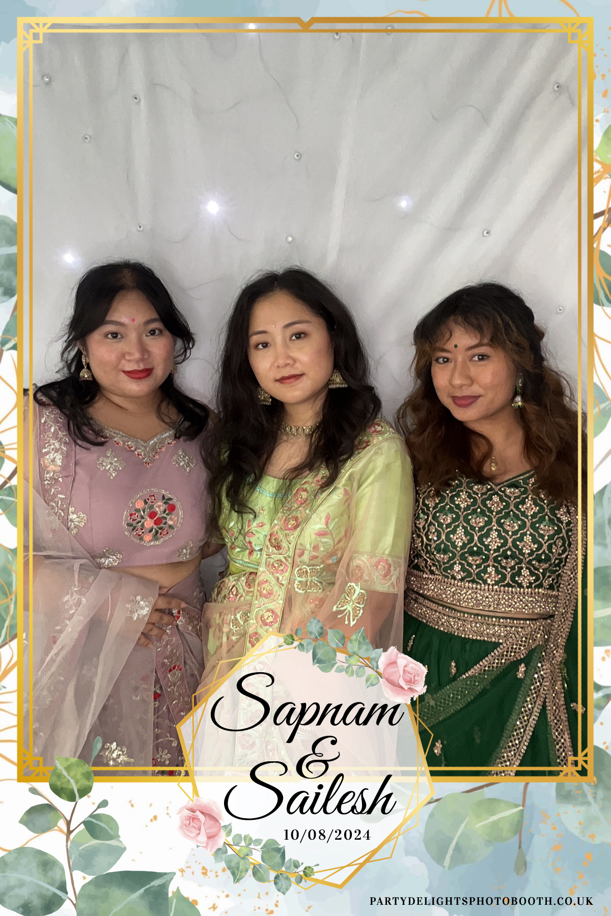 Sapnam & Sailesh Wedding | View more photos from the event at gallery.partydelightsphotobooth.co.uk/u/PartyDelightsPhotoBooth/Sapnam-Sailesh-Wedding