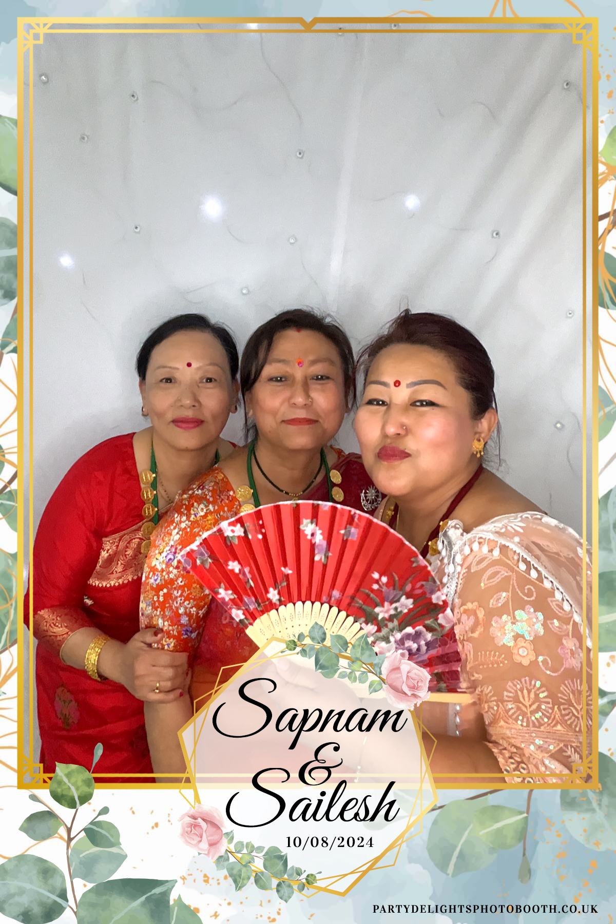 Sapnam & Sailesh Wedding | View more photos from the event at gallery.partydelightsphotobooth.co.uk/u/PartyDelightsPhotoBooth/Sapnam-Sailesh-Wedding