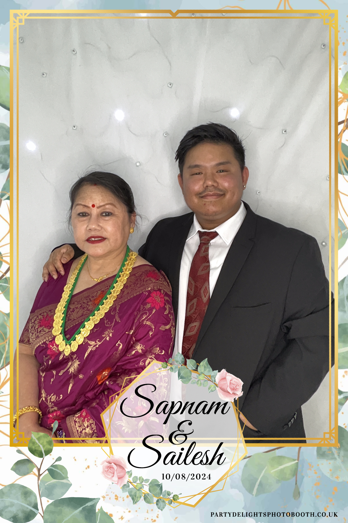 Sapnam & Sailesh Wedding | View more photos from the event at gallery.partydelightsphotobooth.co.uk/u/PartyDelightsPhotoBooth/Sapnam-Sailesh-Wedding