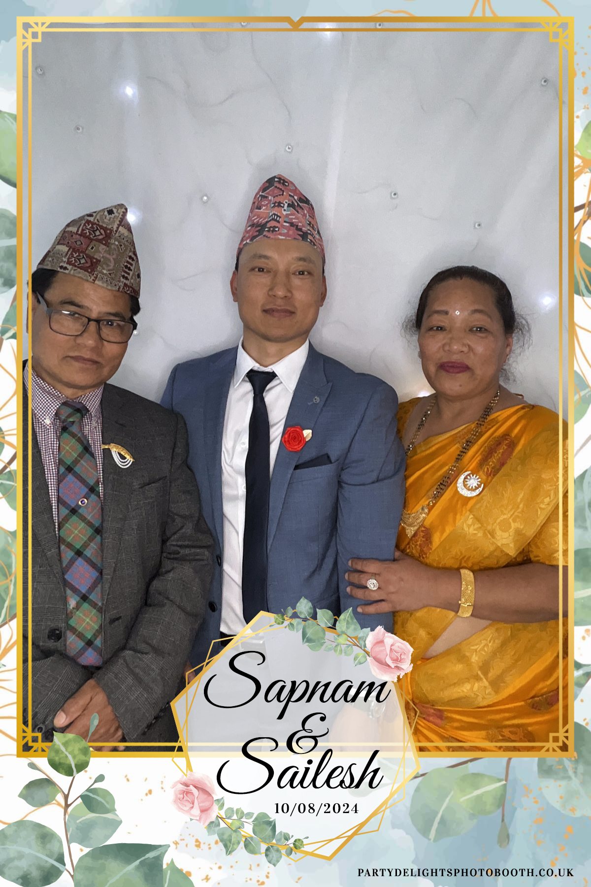 Sapnam & Sailesh Wedding | View more photos from the event at gallery.partydelightsphotobooth.co.uk/u/PartyDelightsPhotoBooth/Sapnam-Sailesh-Wedding