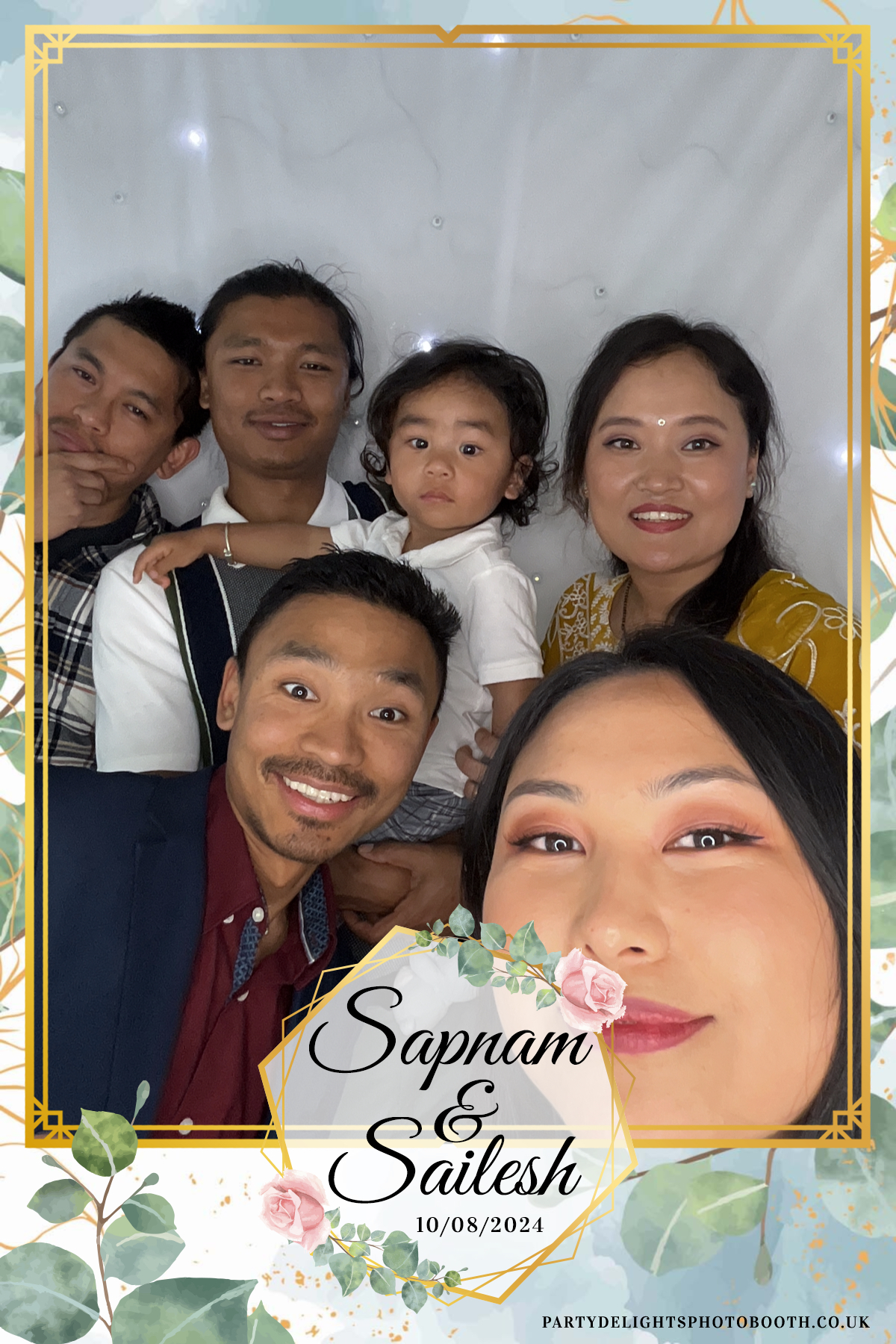 Sapnam & Sailesh Wedding | View more photos from the event at gallery.partydelightsphotobooth.co.uk/u/PartyDelightsPhotoBooth/Sapnam-Sailesh-Wedding