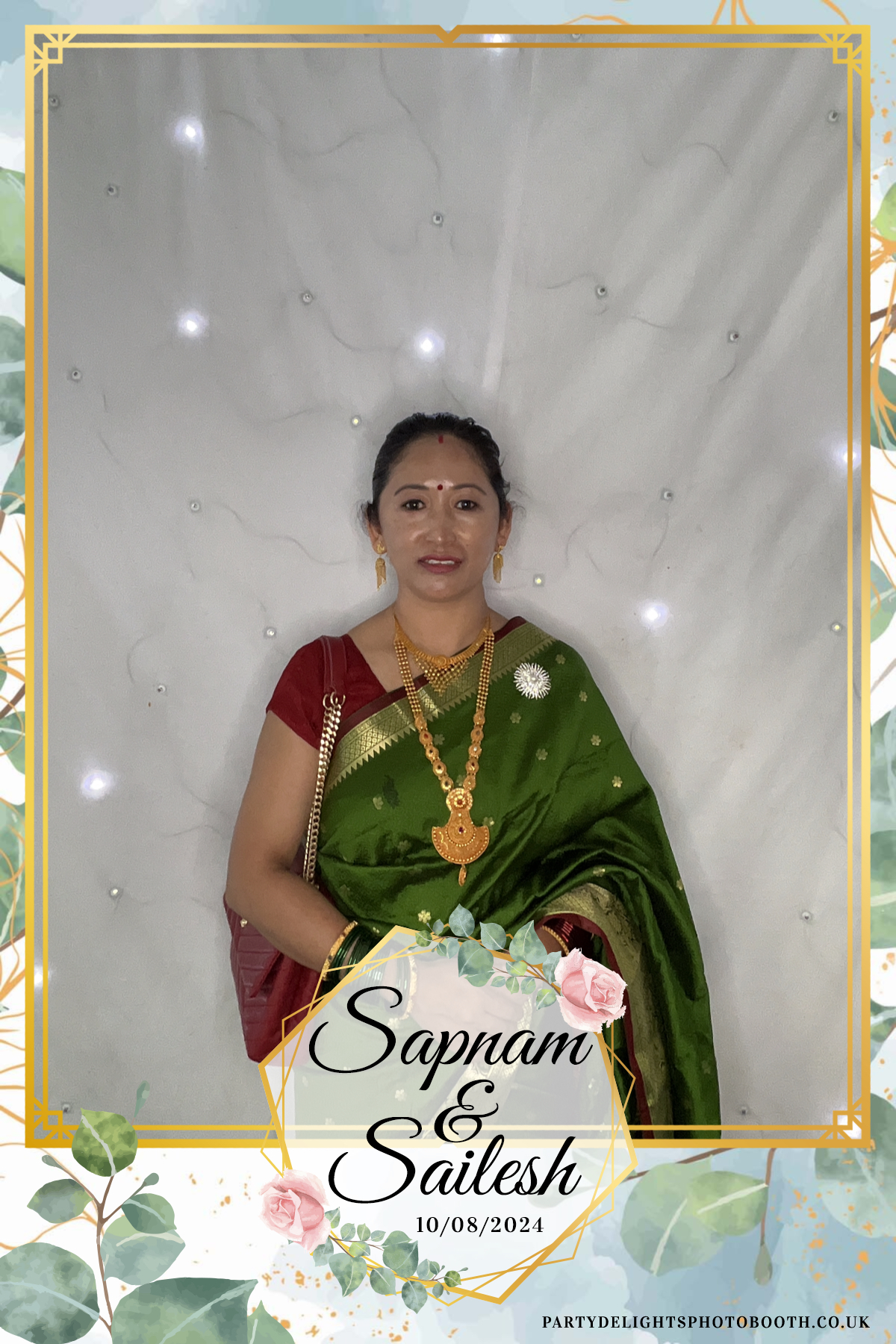 Sapnam & Sailesh Wedding | View more photos from the event at gallery.partydelightsphotobooth.co.uk/u/PartyDelightsPhotoBooth/Sapnam-Sailesh-Wedding