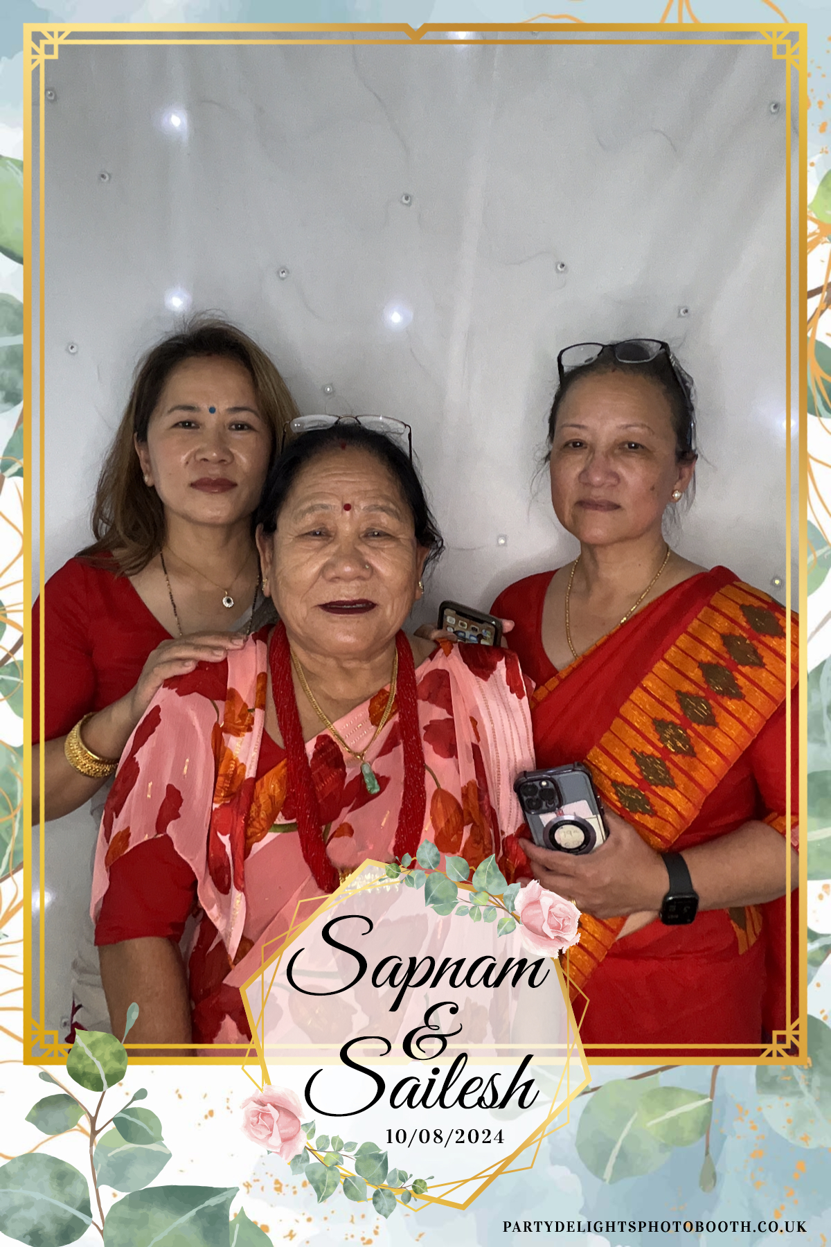 Sapnam & Sailesh Wedding | View more photos from the event at gallery.partydelightsphotobooth.co.uk/u/PartyDelightsPhotoBooth/Sapnam-Sailesh-Wedding