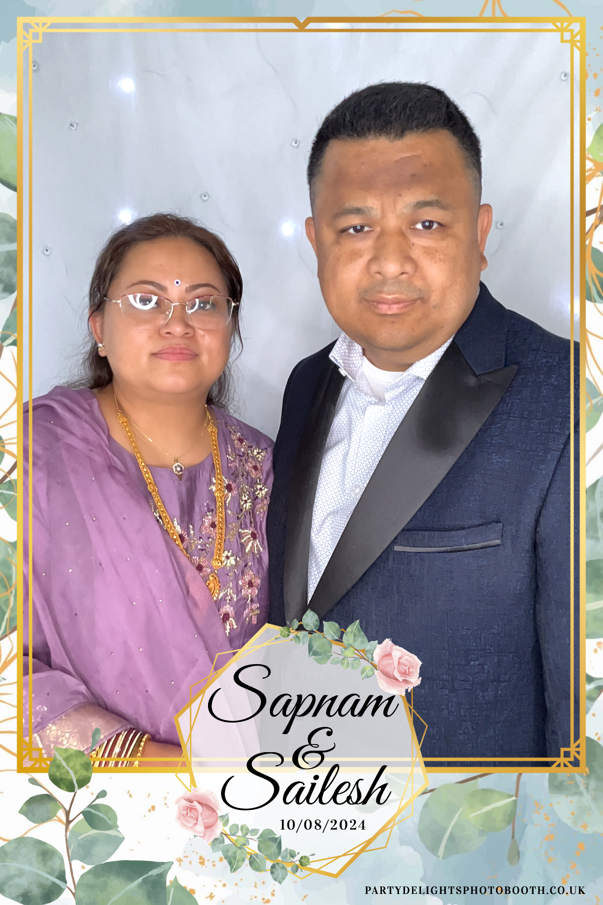 Sapnam & Sailesh Wedding | View more photos from the event at gallery.partydelightsphotobooth.co.uk/u/PartyDelightsPhotoBooth/Sapnam-Sailesh-Wedding