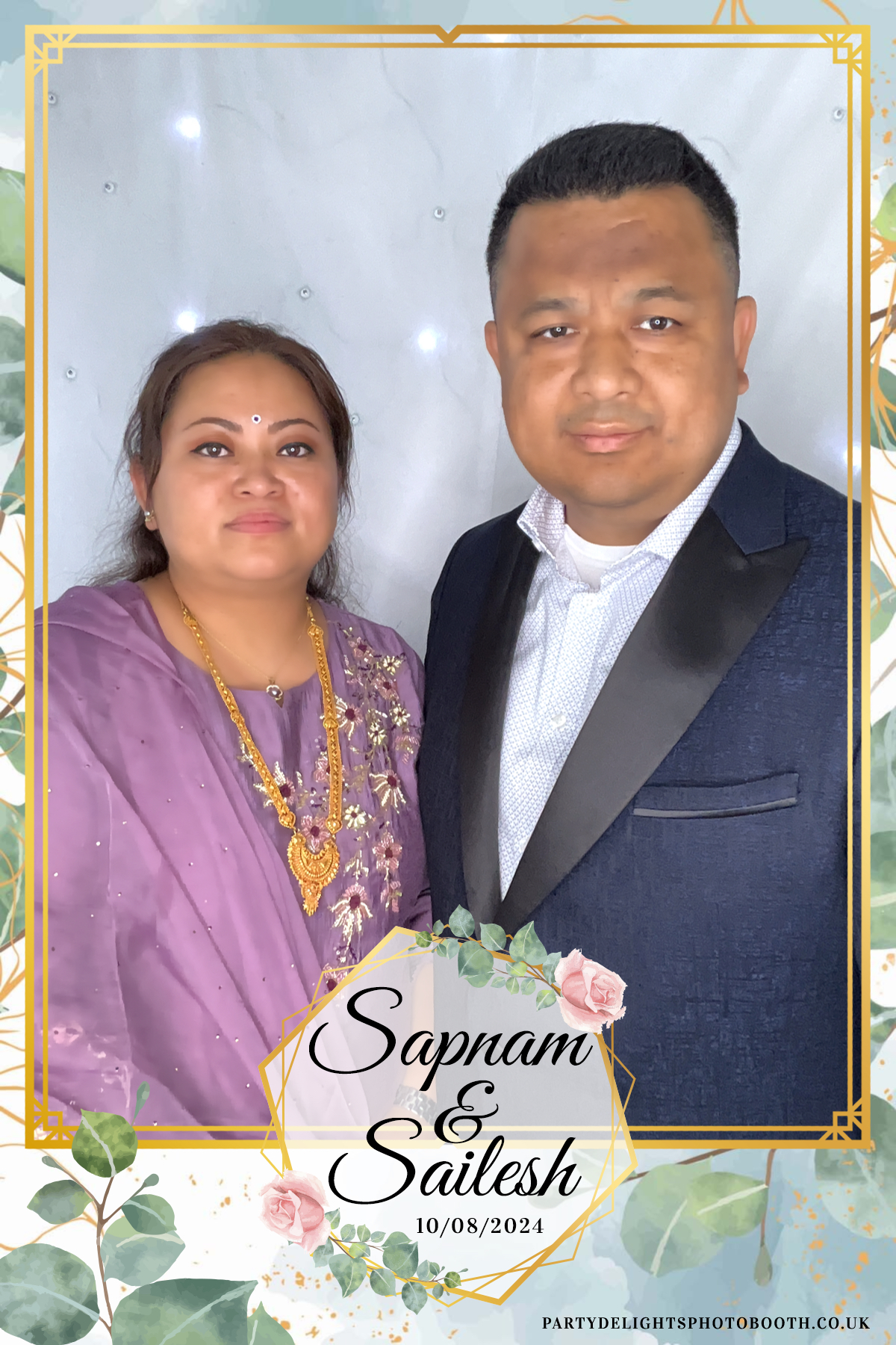 Sapnam & Sailesh Wedding | View more photos from the event at gallery.partydelightsphotobooth.co.uk/u/PartyDelightsPhotoBooth/Sapnam-Sailesh-Wedding