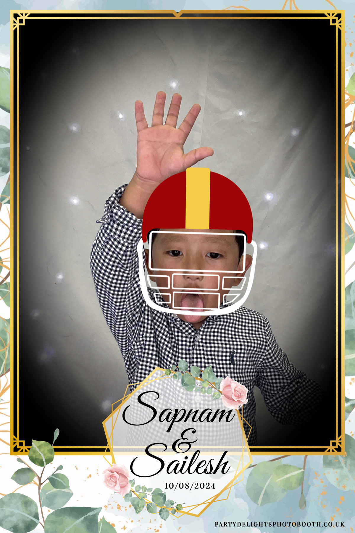 Sapnam & Sailesh Wedding | View more photos from the event at gallery.partydelightsphotobooth.co.uk/u/PartyDelightsPhotoBooth/Sapnam-Sailesh-Wedding