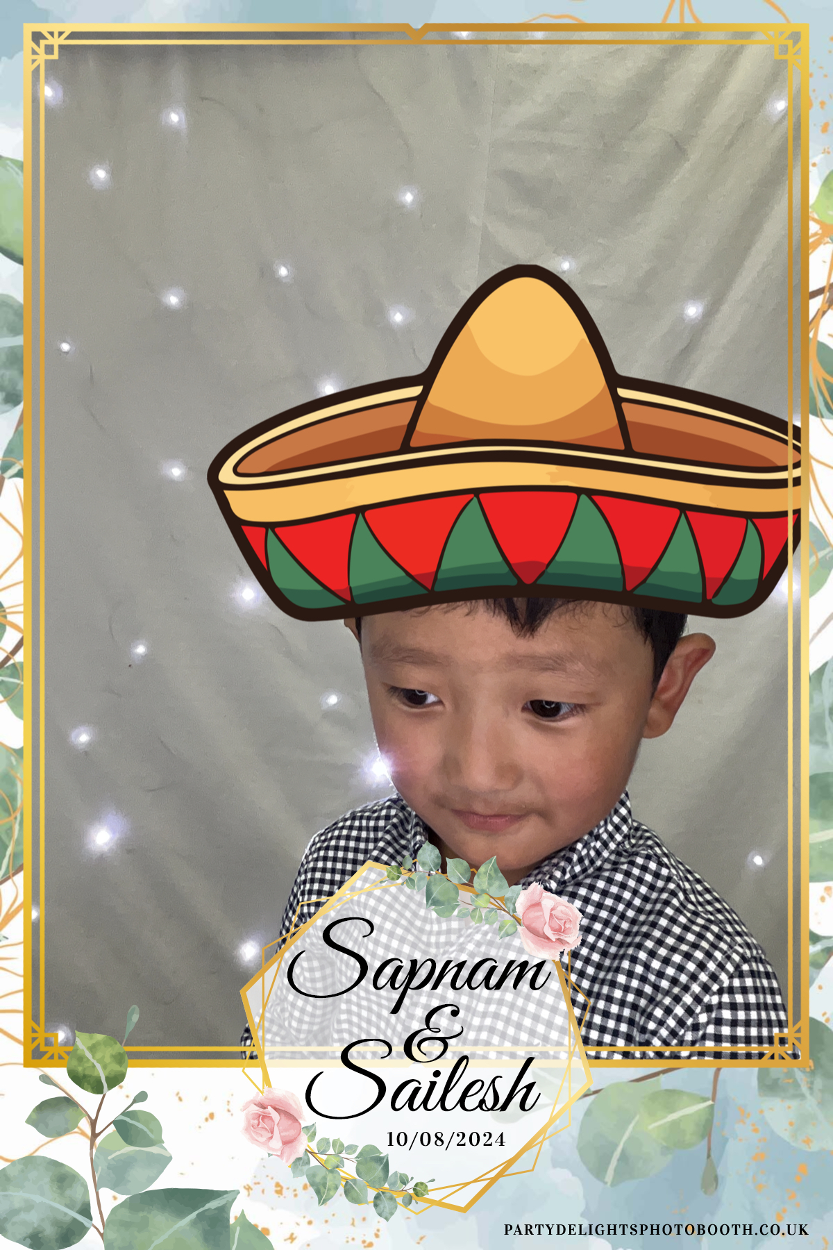 Sapnam & Sailesh Wedding | View more photos from the event at gallery.partydelightsphotobooth.co.uk/u/PartyDelightsPhotoBooth/Sapnam-Sailesh-Wedding