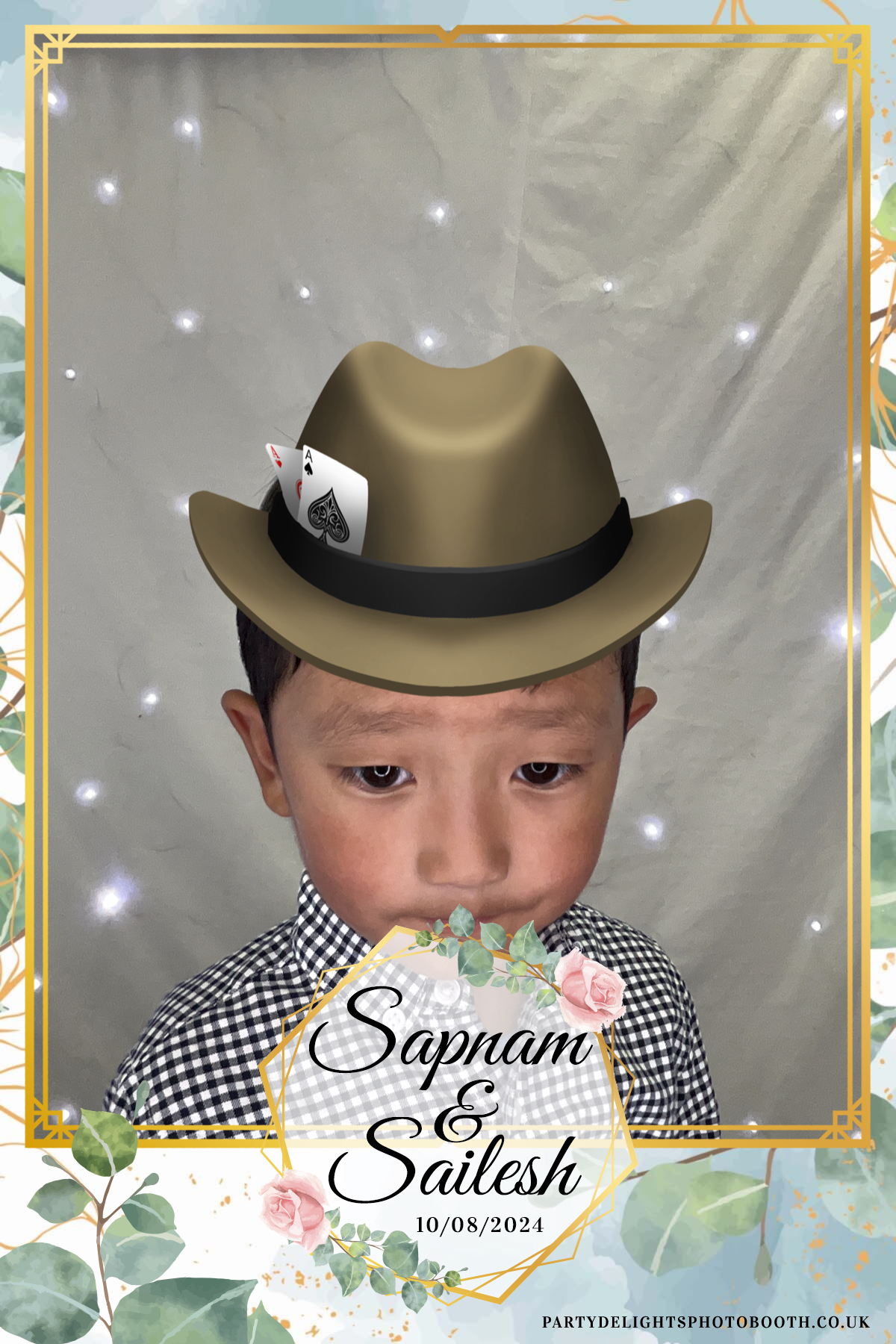 Sapnam & Sailesh Wedding | View more photos from the event at gallery.partydelightsphotobooth.co.uk/u/PartyDelightsPhotoBooth/Sapnam-Sailesh-Wedding