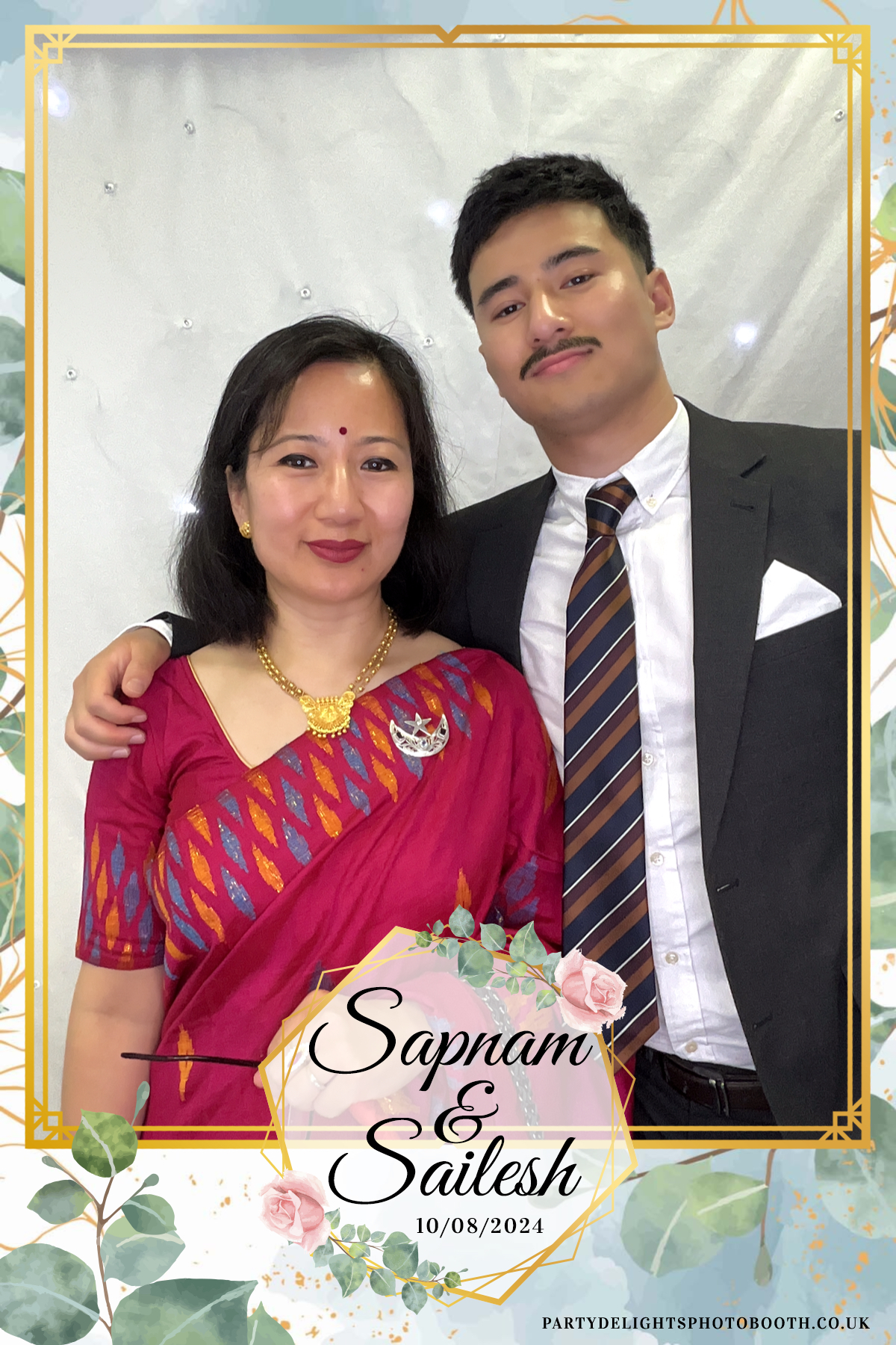 Sapnam & Sailesh Wedding | View more photos from the event at gallery.partydelightsphotobooth.co.uk/u/PartyDelightsPhotoBooth/Sapnam-Sailesh-Wedding