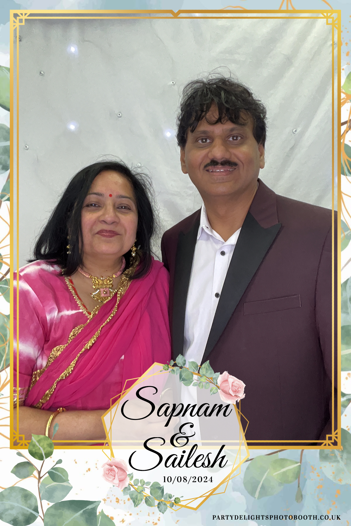Sapnam & Sailesh Wedding | View more photos from the event at gallery.partydelightsphotobooth.co.uk/u/PartyDelightsPhotoBooth/Sapnam-Sailesh-Wedding