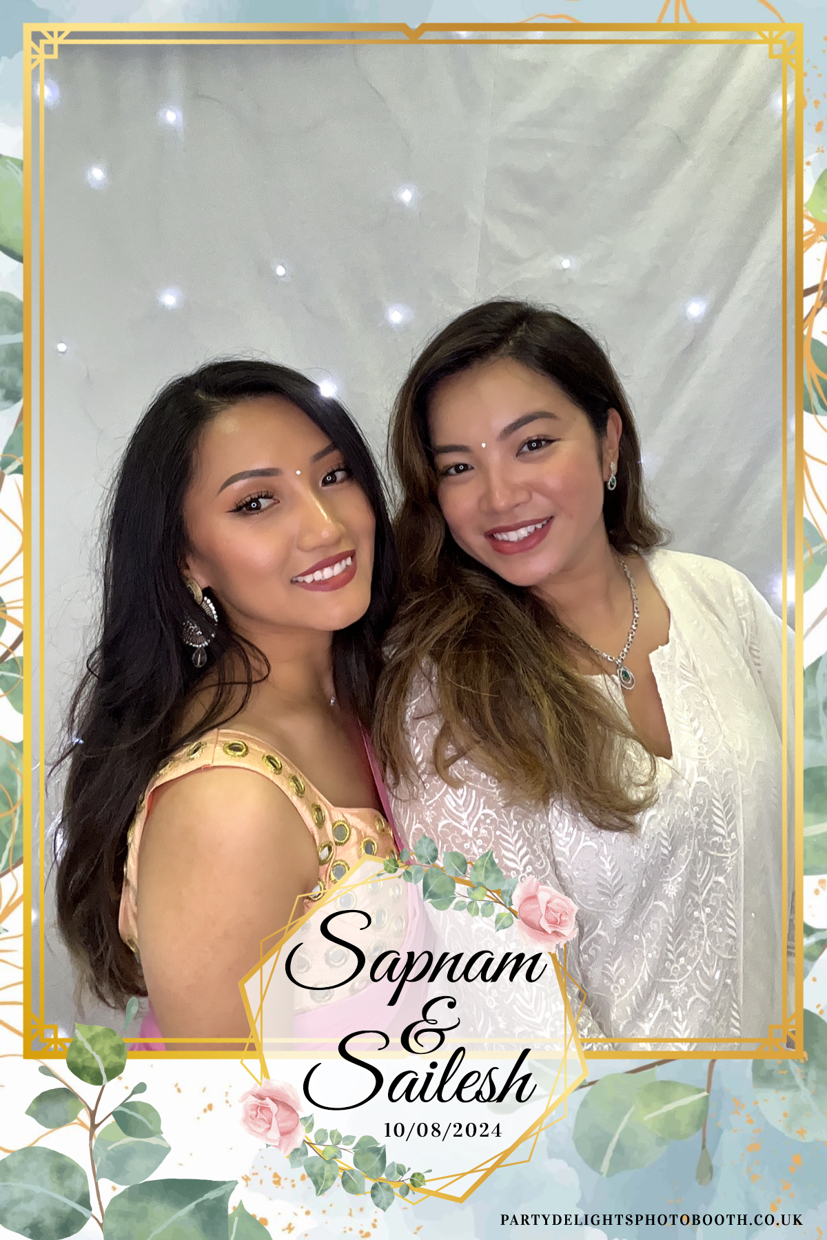 Sapnam & Sailesh Wedding | View more photos from the event at gallery.partydelightsphotobooth.co.uk/u/PartyDelightsPhotoBooth/Sapnam-Sailesh-Wedding